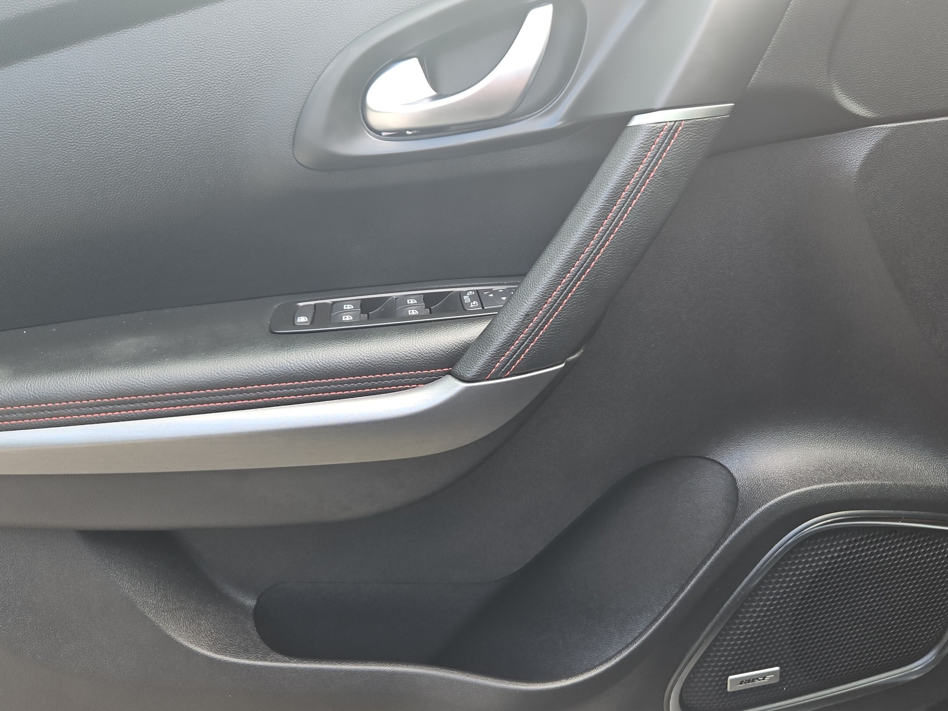 RENAULT Kadjar 1.7 Black dCi Business-image-16