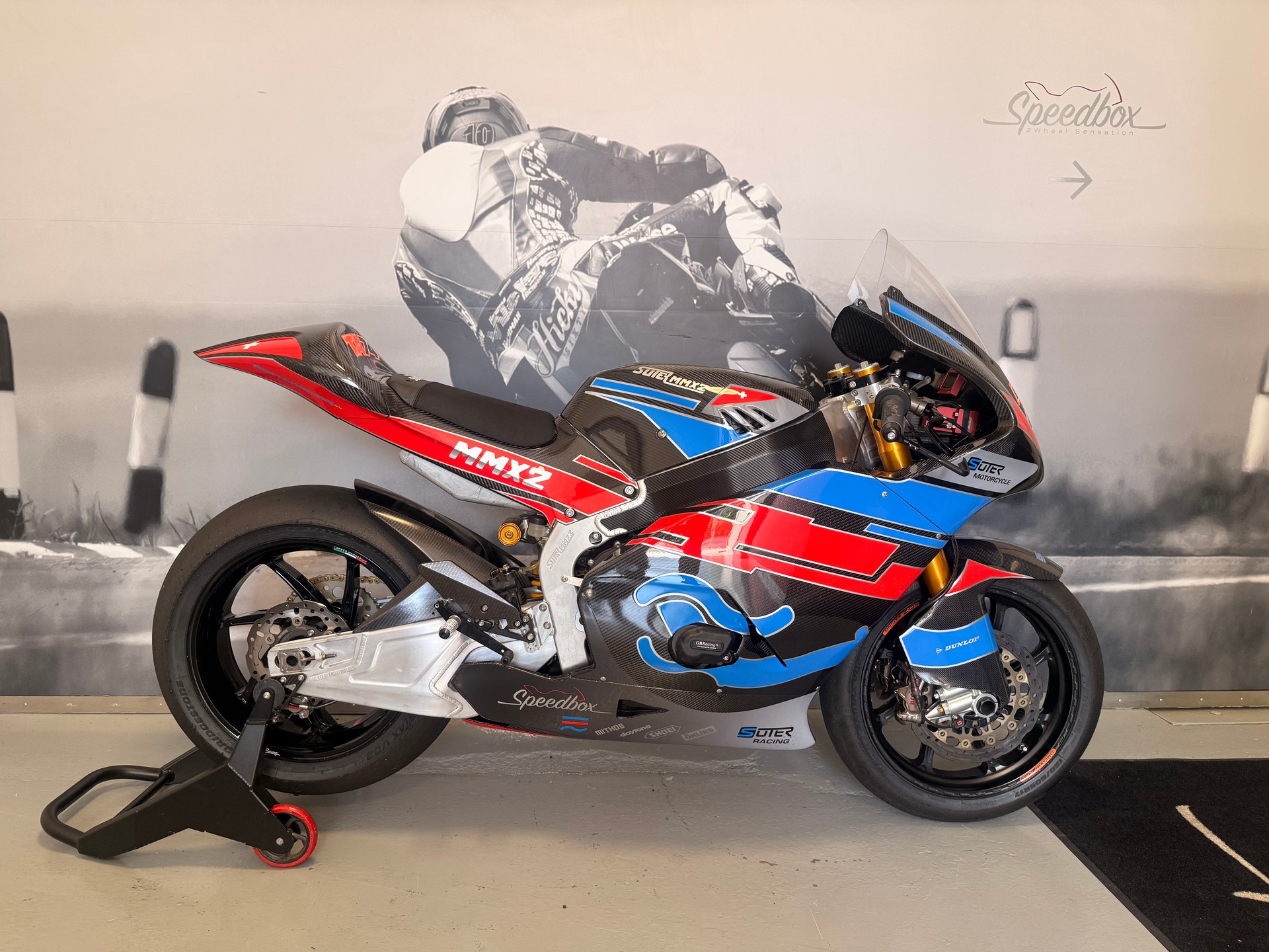 SUTER MMX2 Moto2-image-1
