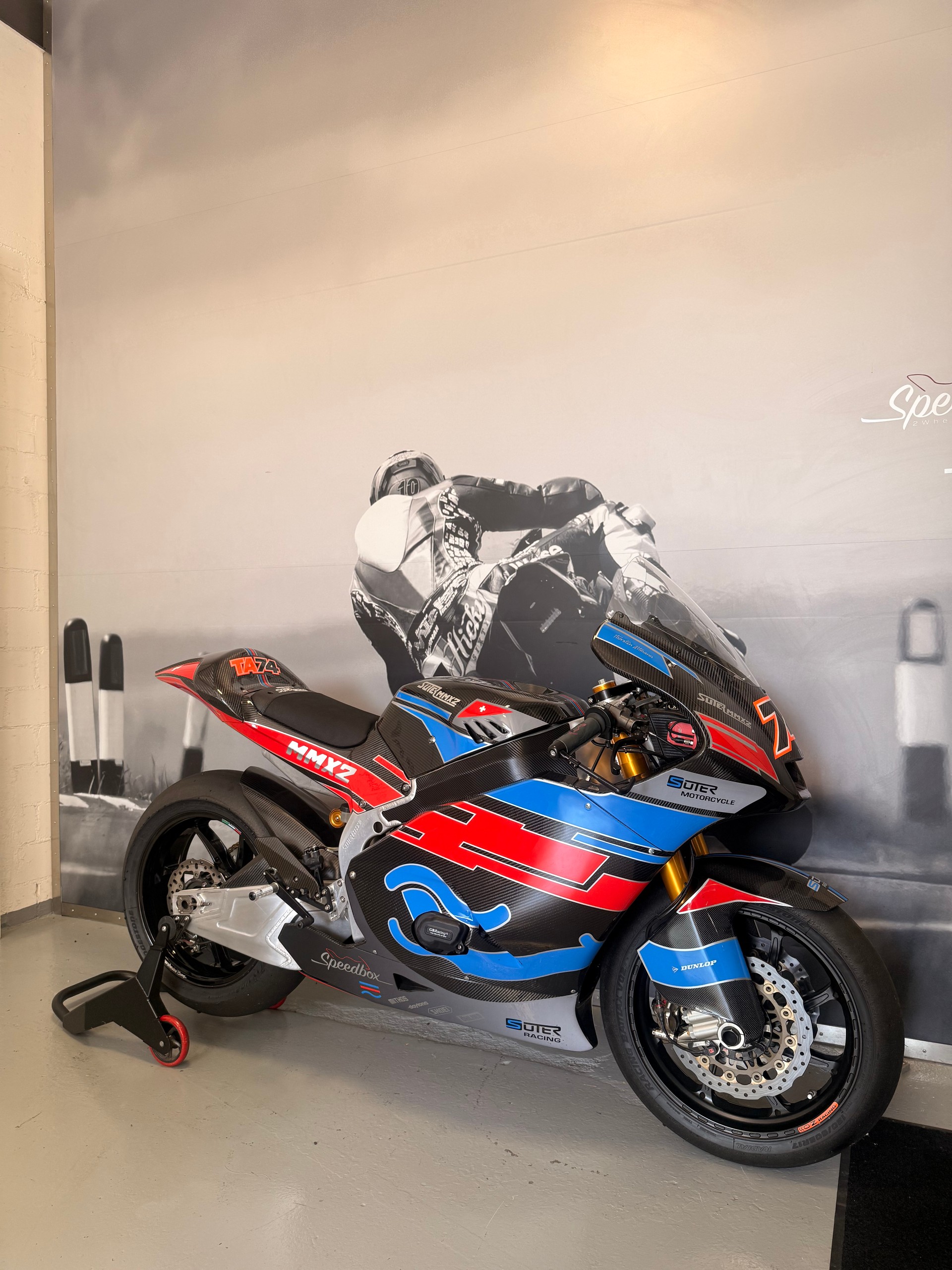 SUTER MMX2 Moto2-image-2