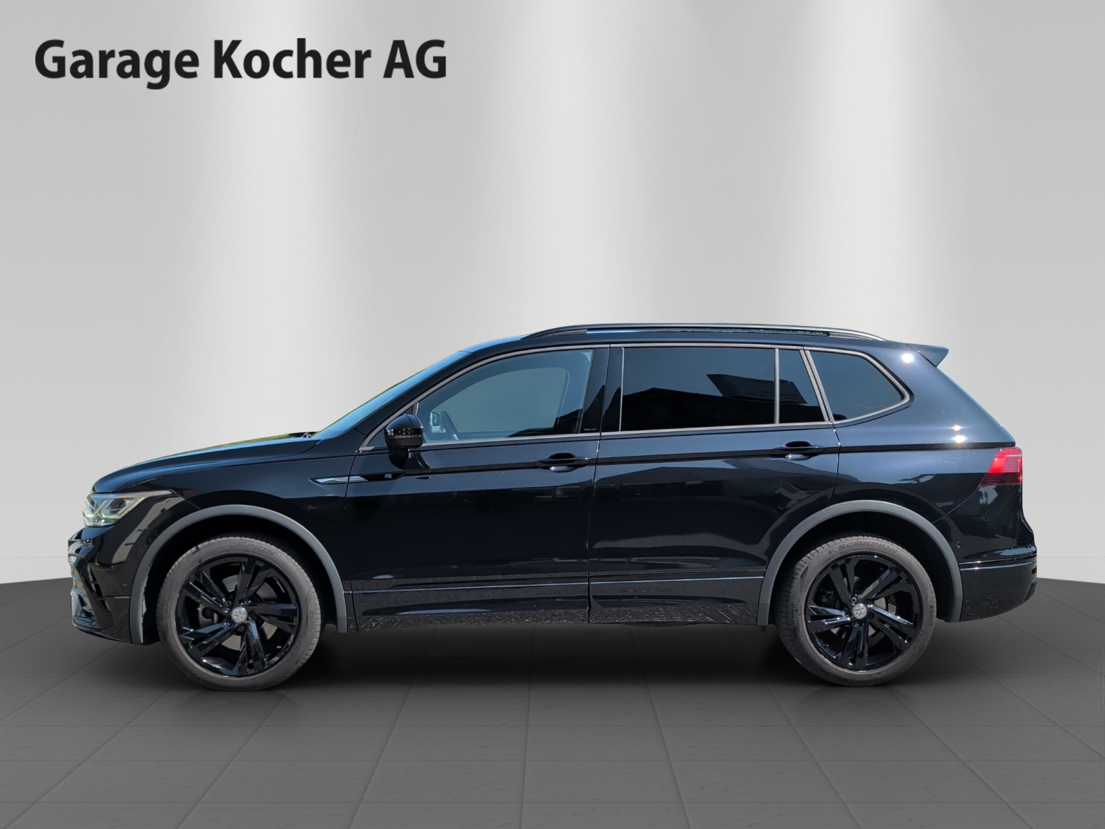 VW Tiguan Allspace 2.0 TDI SCR R-Line 4Motion DSG-image-2