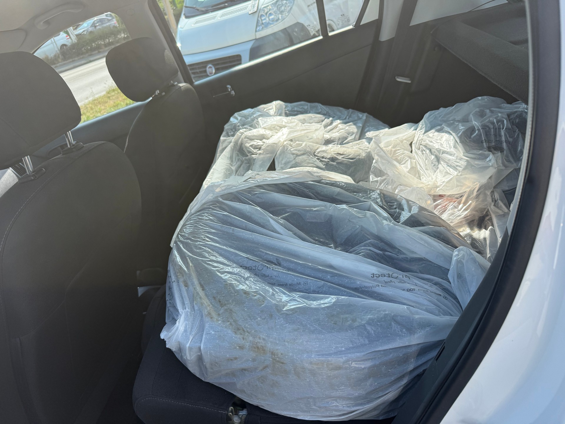 HYUNDAI i20 1.2 Comfort-image-11