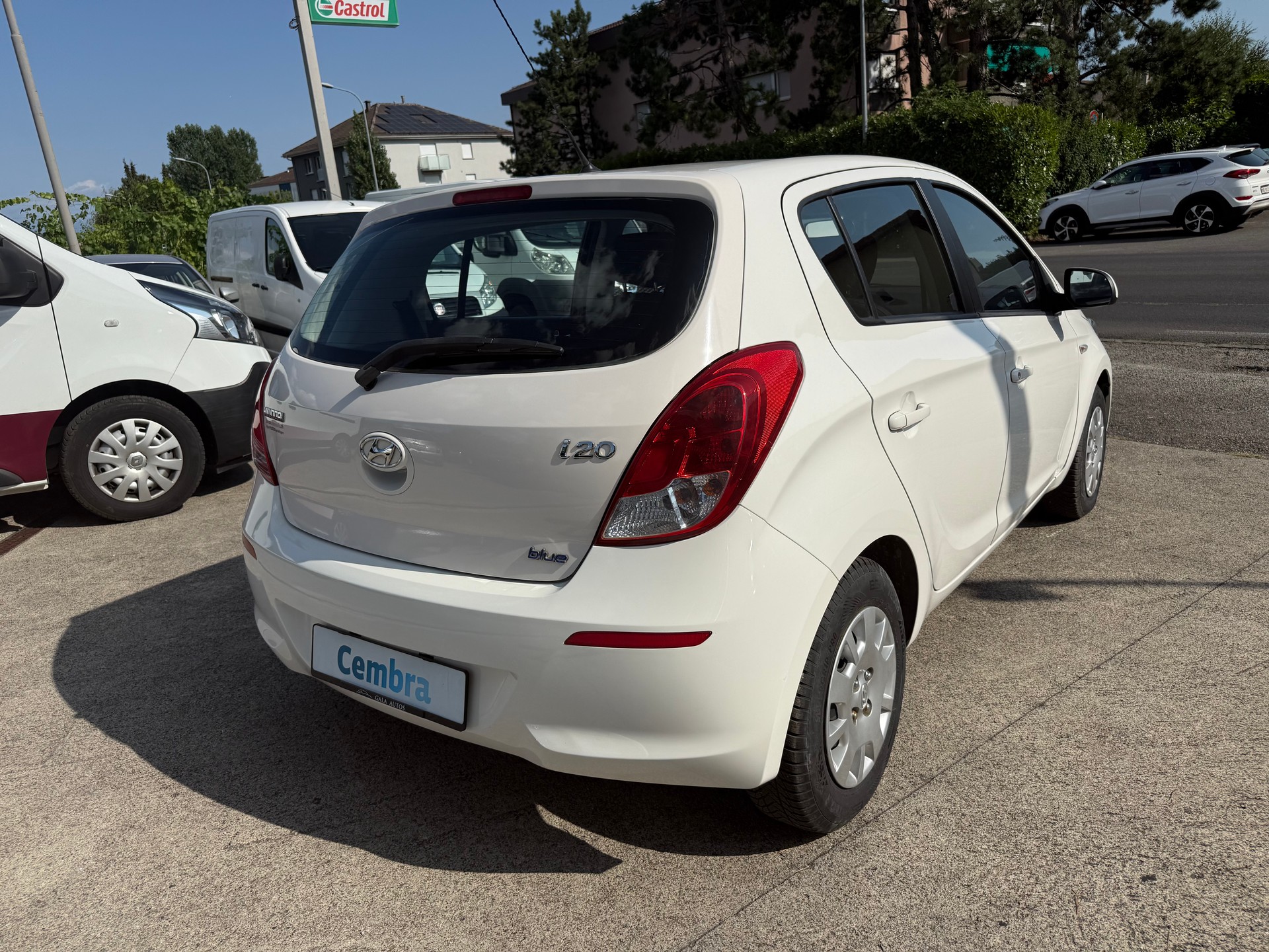 HYUNDAI i20 1.2 Comfort-image-5