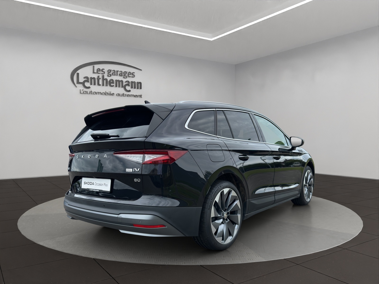 SKODA Enyaq iV 80-image-4