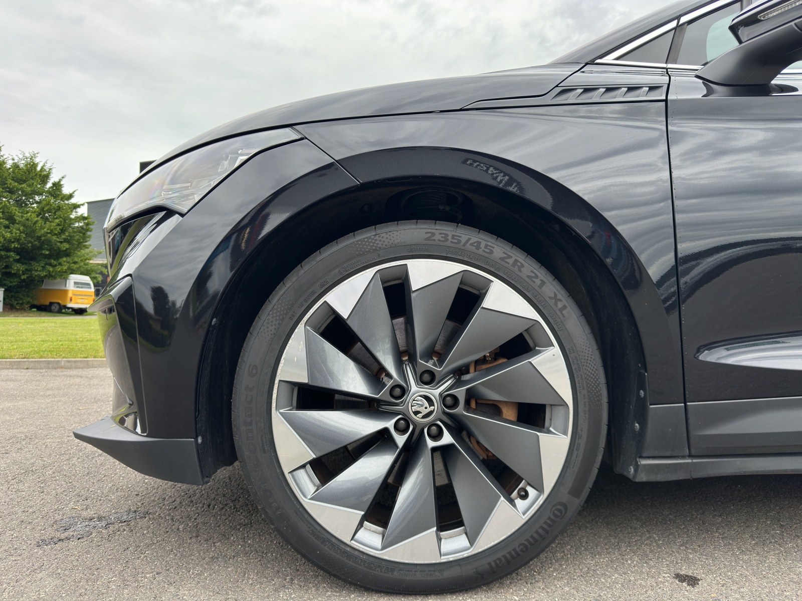 SKODA Enyaq iV 80-image-7