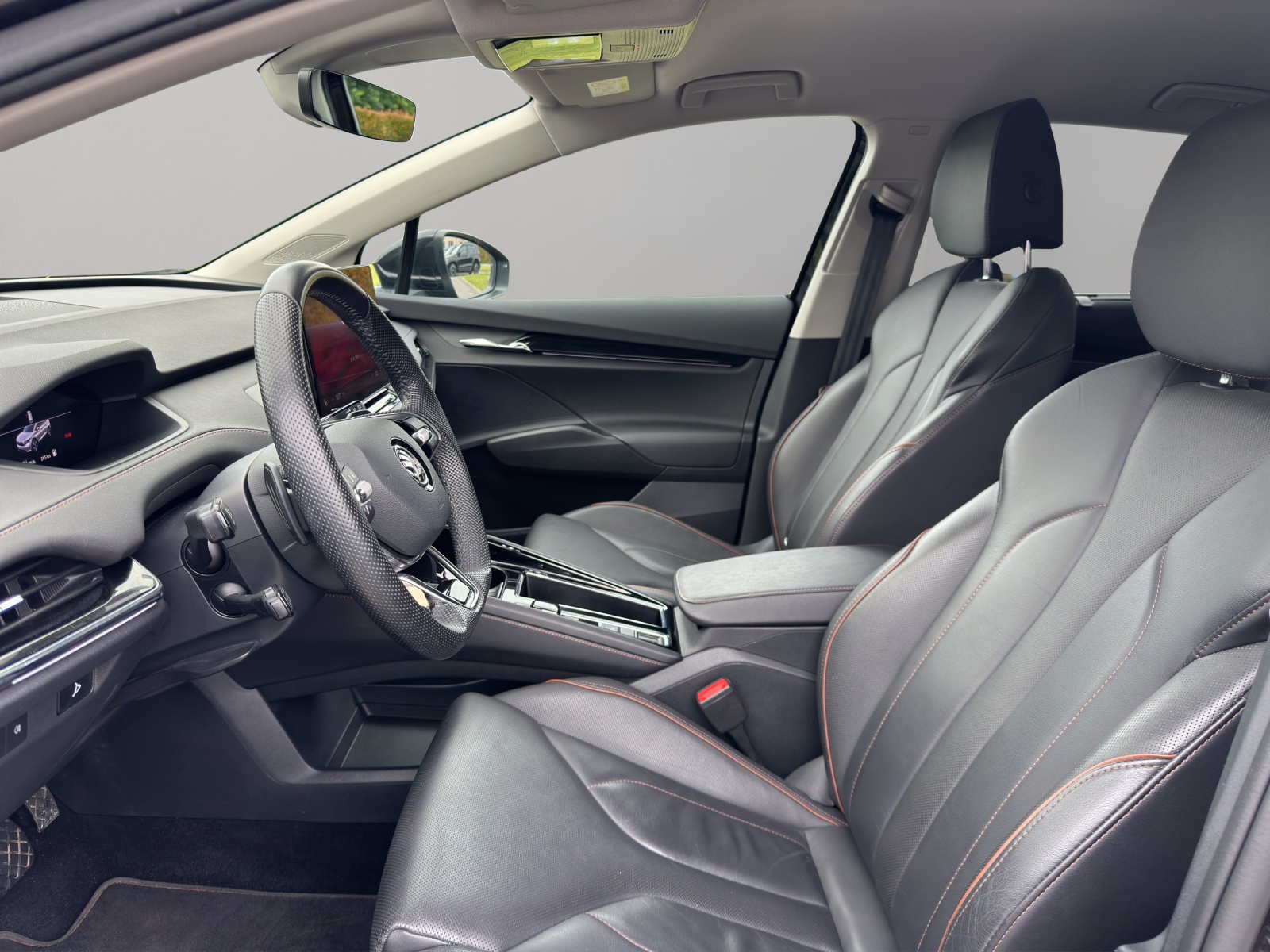SKODA Enyaq iV 80-image-8