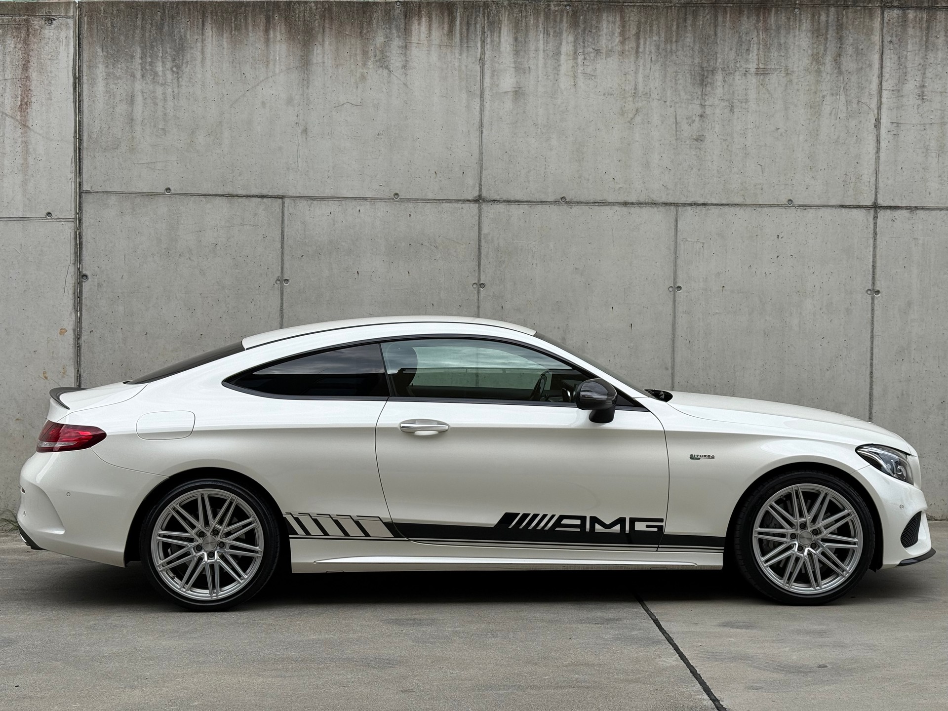 MERCEDES-BENZ C 43 AMG 4Matic 9G-tronic-image-5