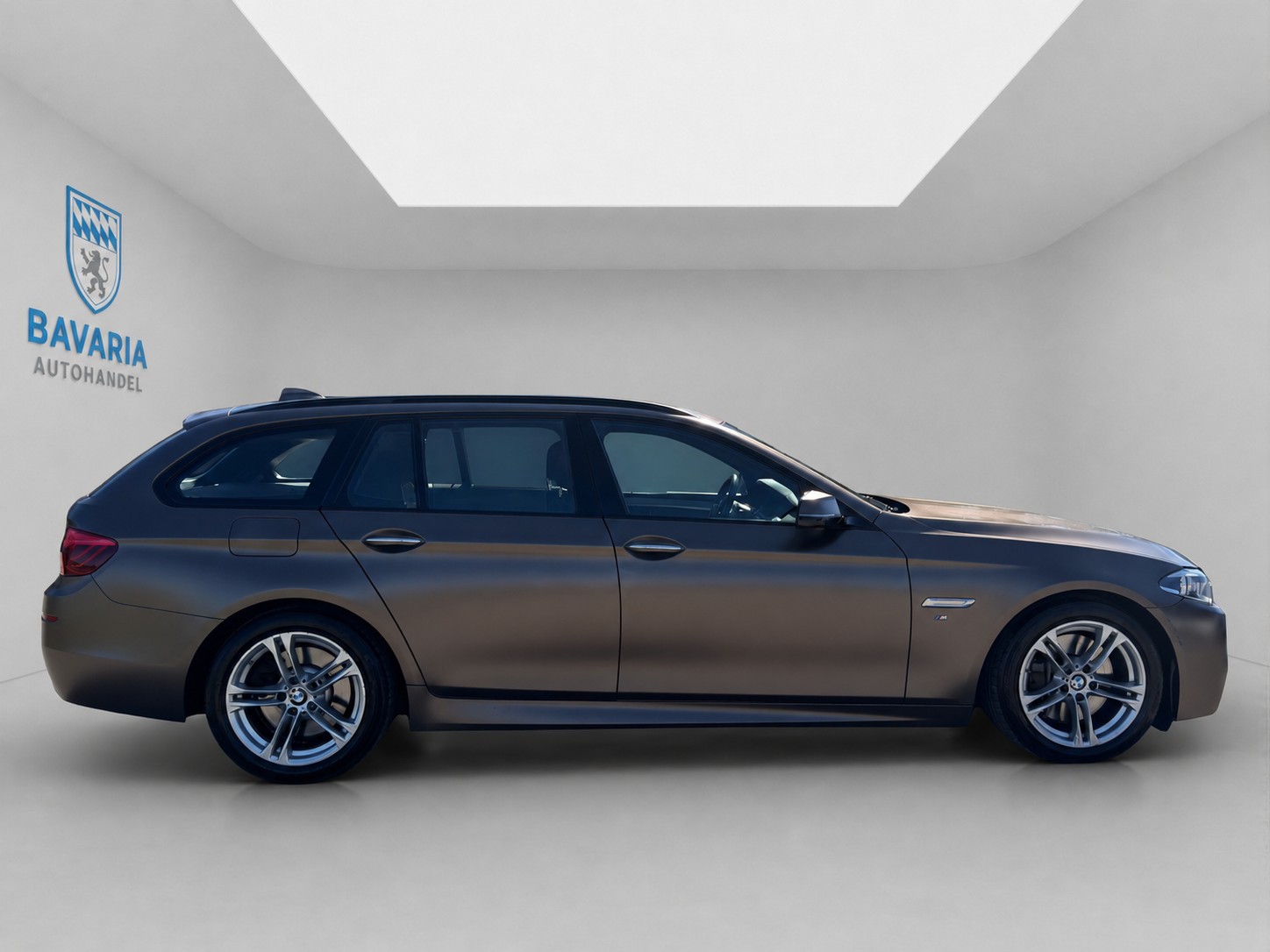 BMW 535d Touring xDrive Steptronic-image-6
