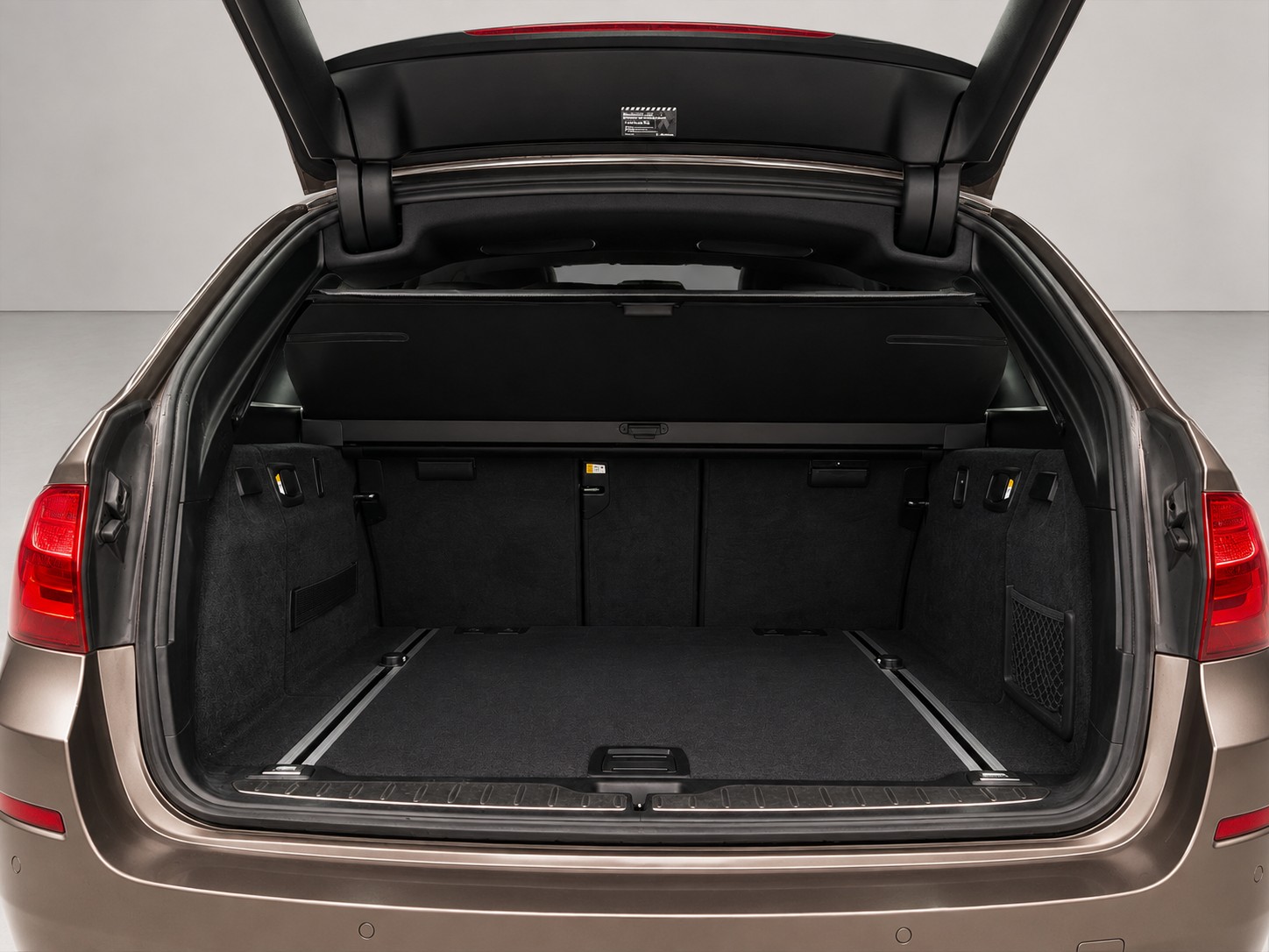 BMW 535d Touring xDrive Steptronic-image-8