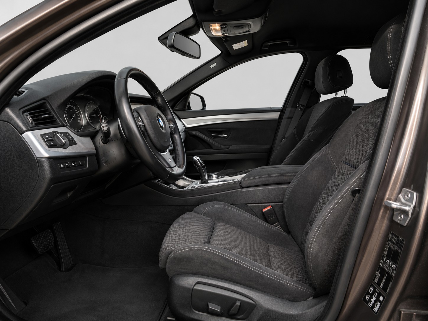 BMW 535d Touring xDrive Steptronic-image-9