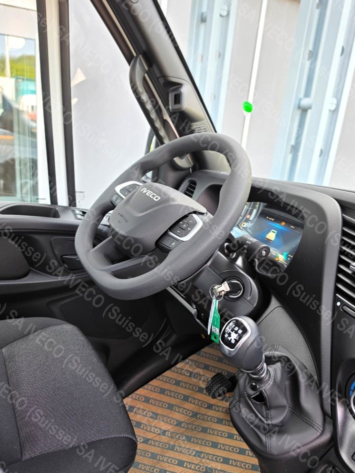IVECO 35S14B-image-4