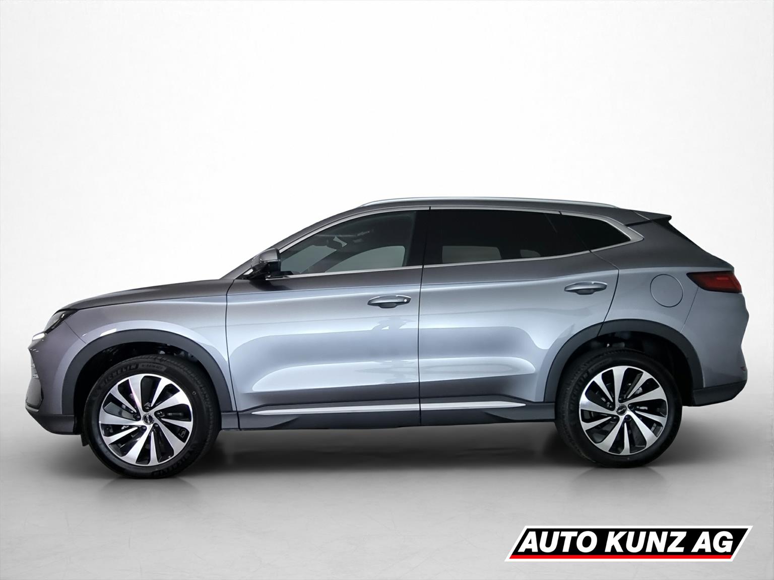 BYD Seal U DM-i Comfort FWD-image-2