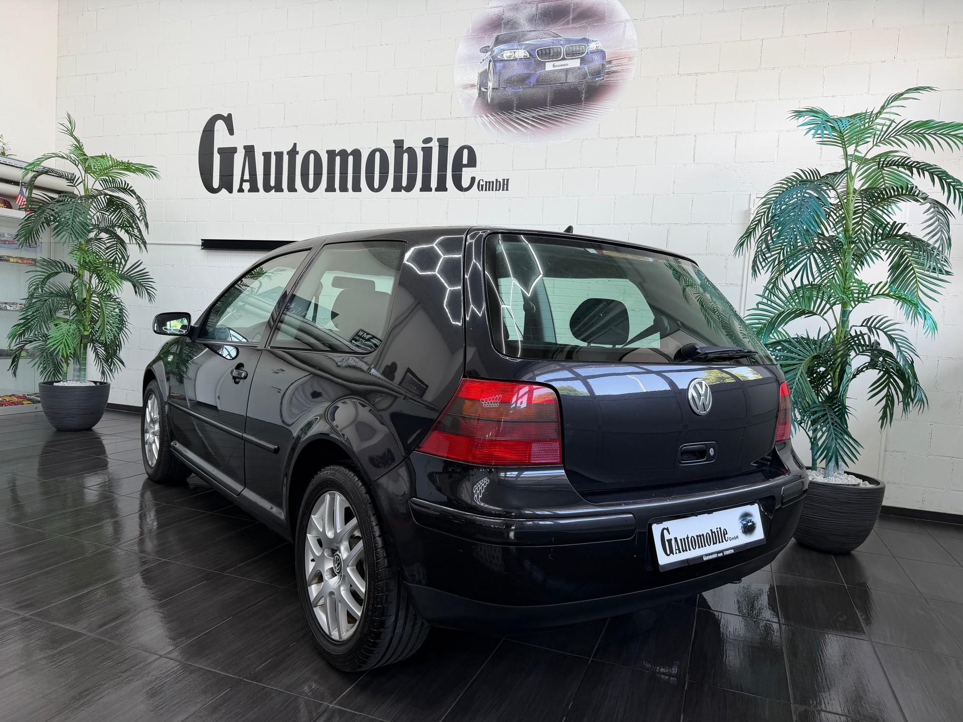 VW Golf 1.8 T Highline-image-6