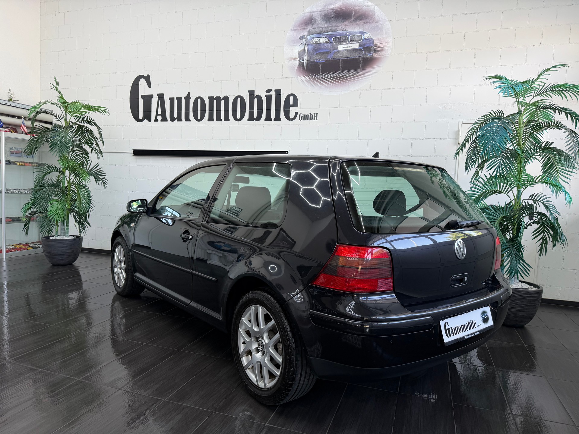 VW Golf 1.8 T Highline-image-5