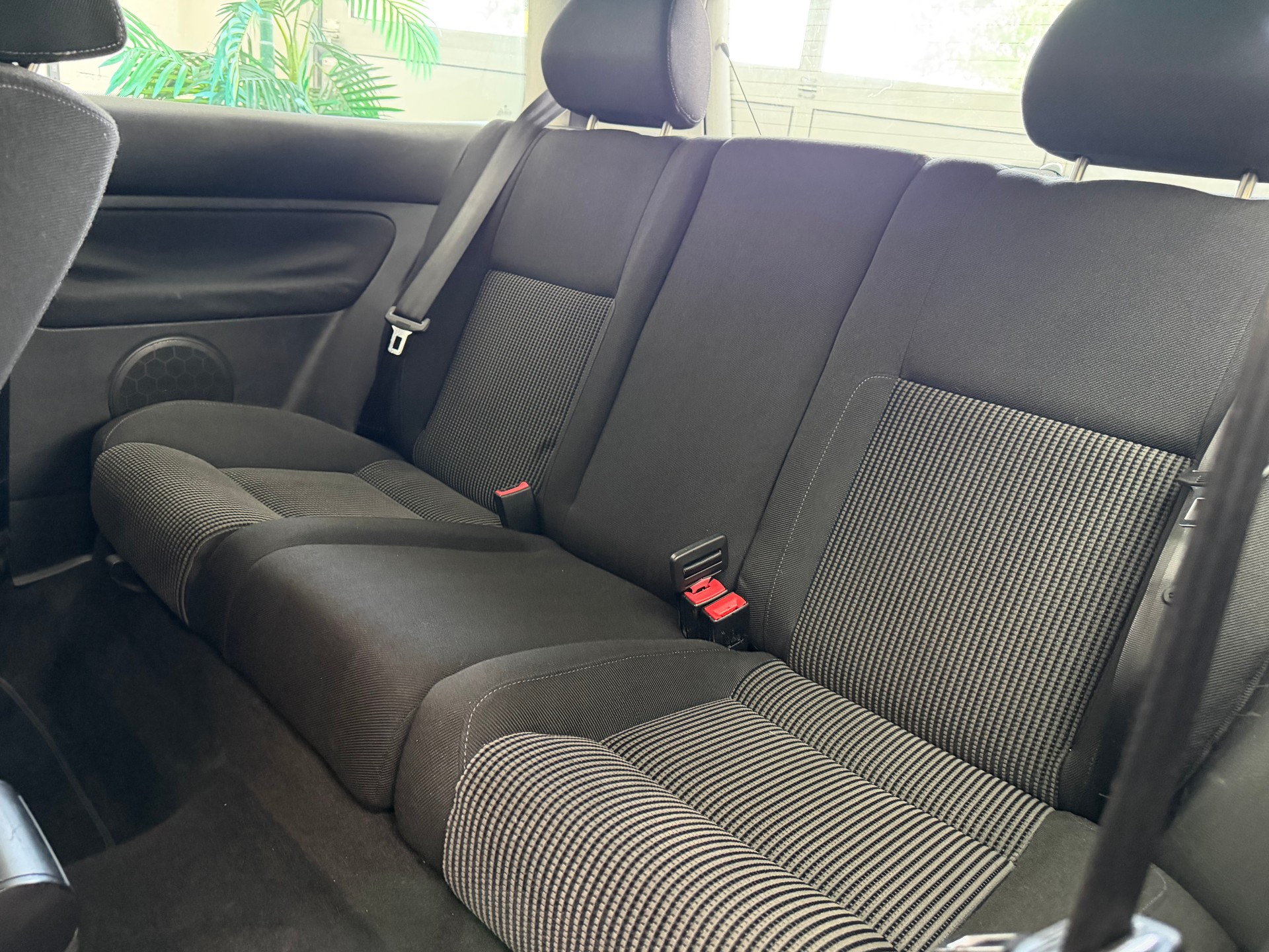 VW Golf 1.8 T Highline-image-12