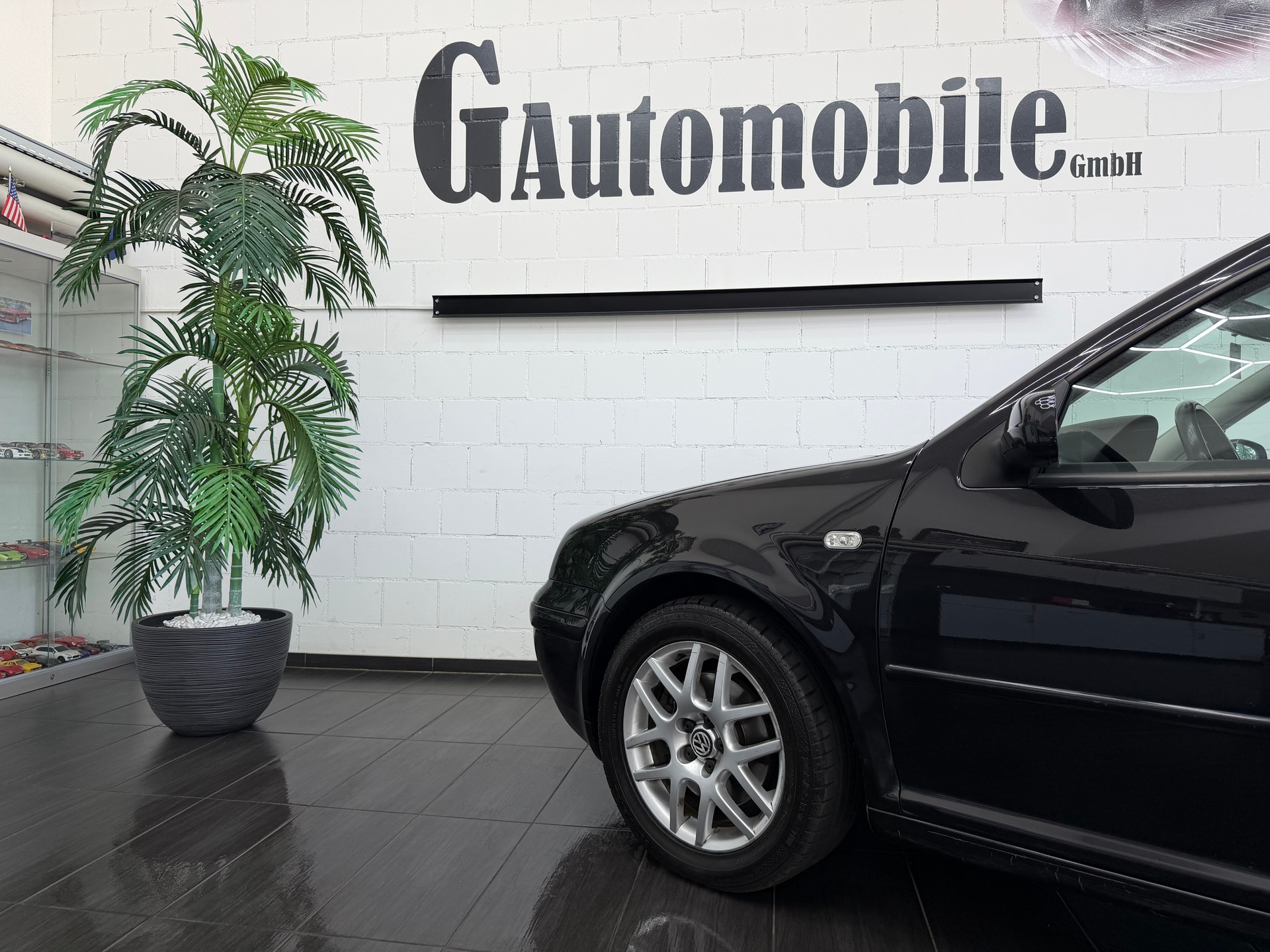 VW Golf 1.8 T Highline-image-4
