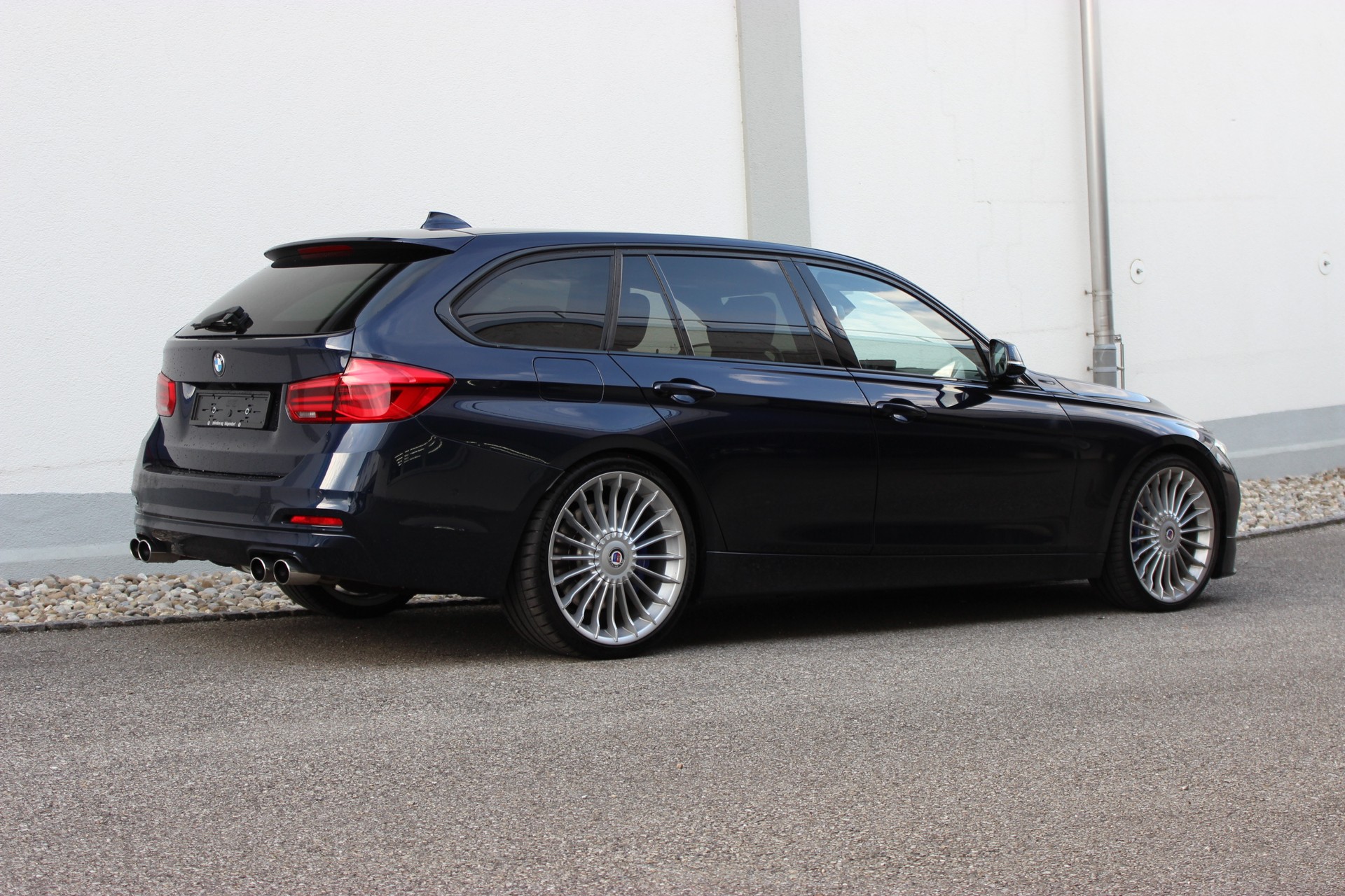 BMW-ALPINA B3 BiTurbo Touring 3.0 xDrive Switch-Tronic-image-0