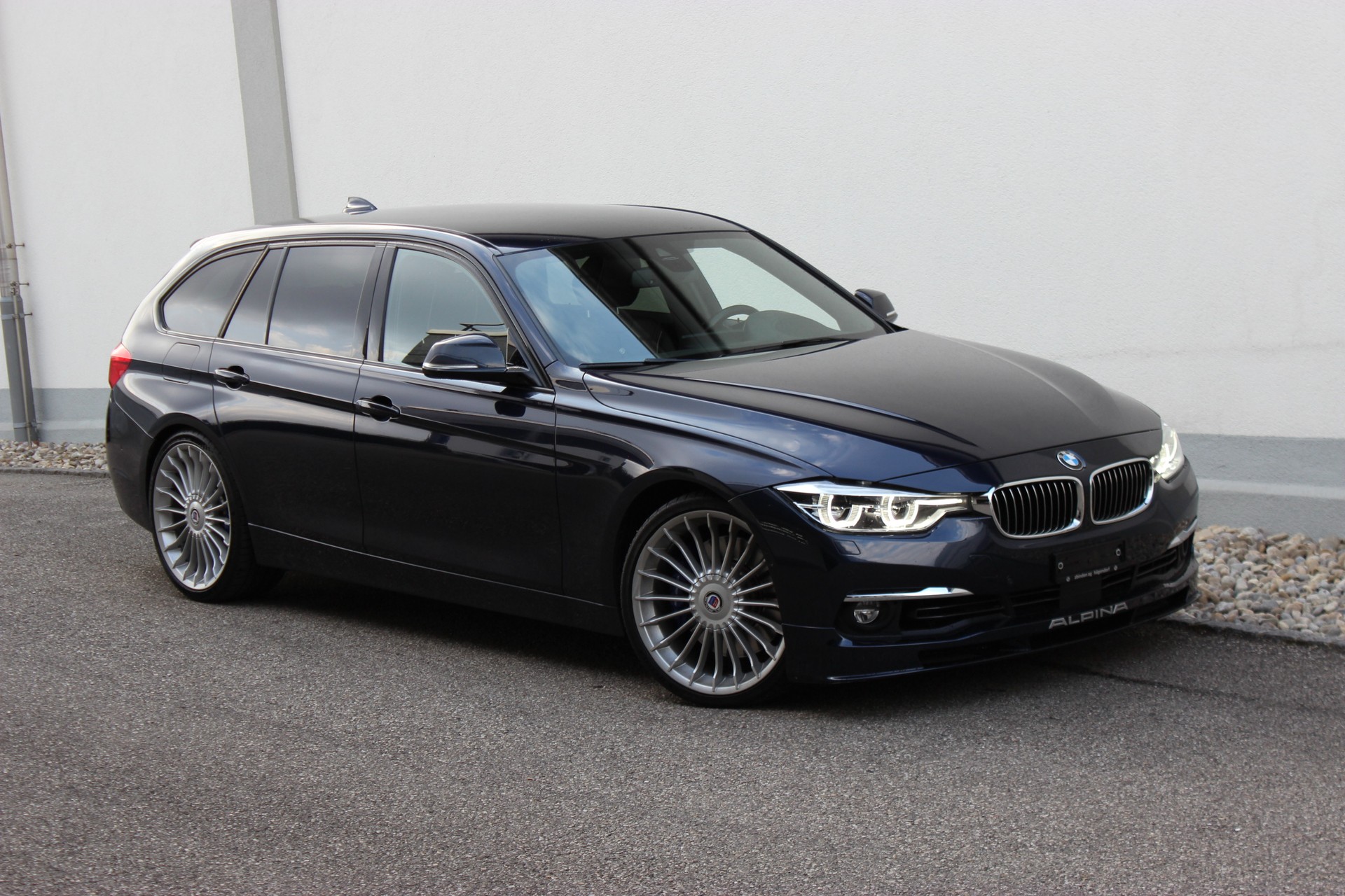 BMW-ALPINA B3 BiTurbo Touring 3.0 xDrive Switch-Tronic-image-2