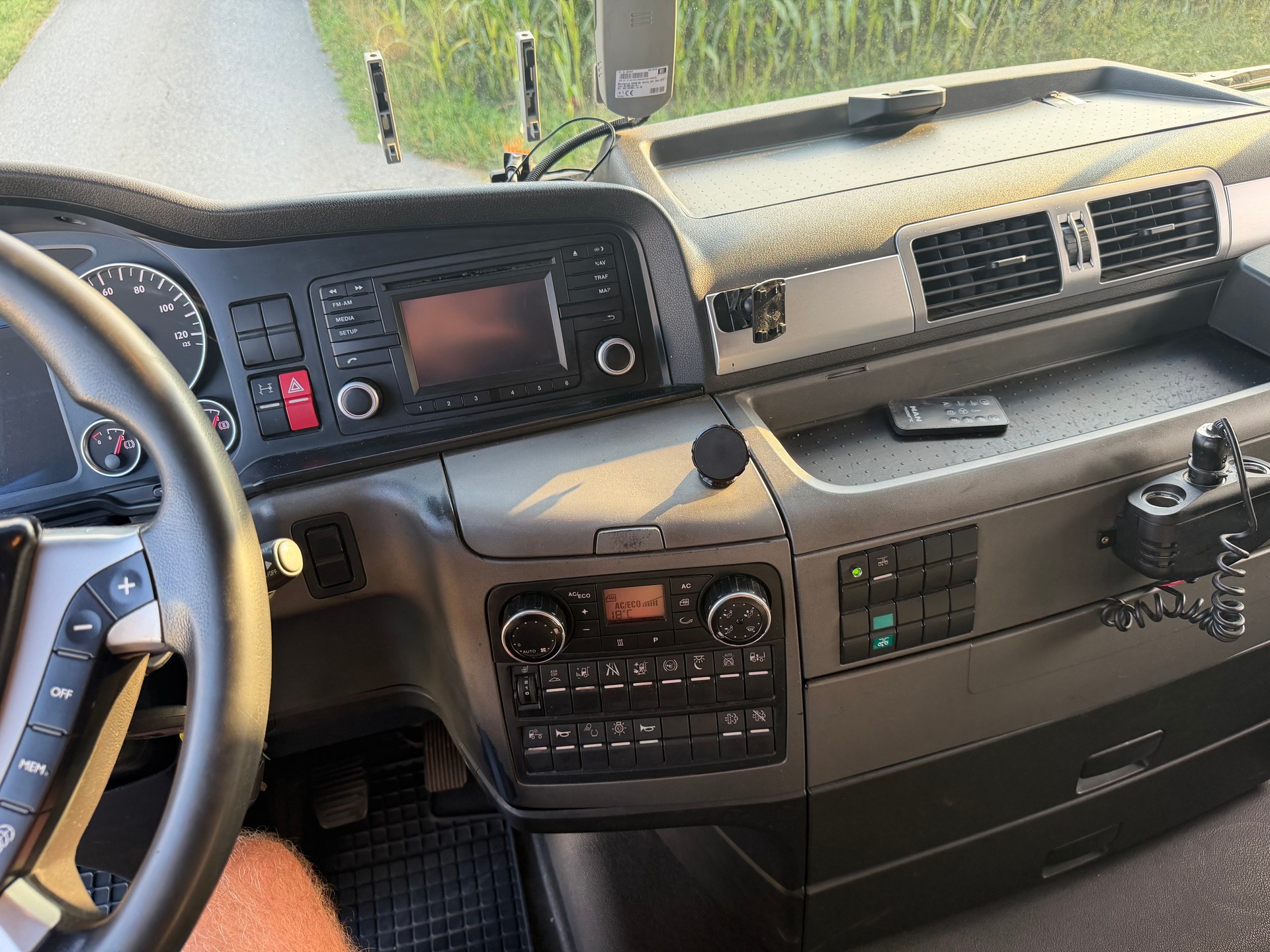 MAN TGX 18.400-image-13
