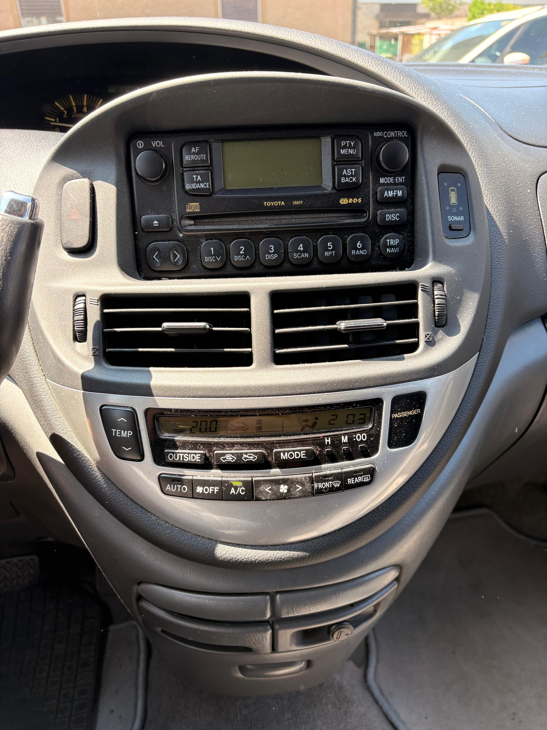 TOYOTA Previa 2.4 Linea Sol-image-8