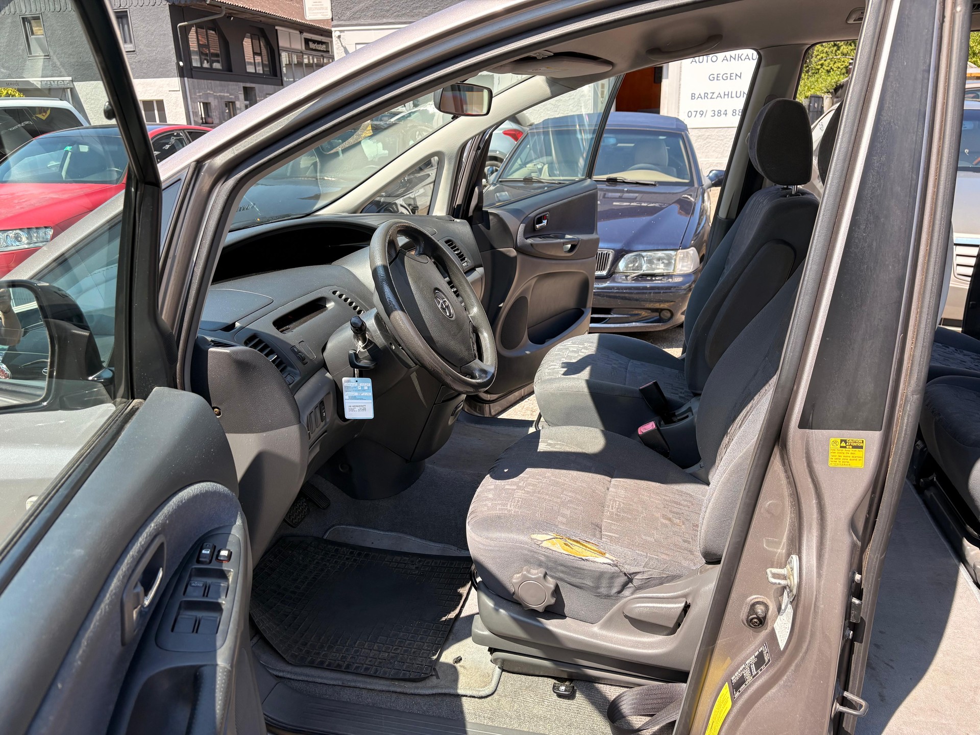 TOYOTA Previa 2.4 Linea Sol-image-4
