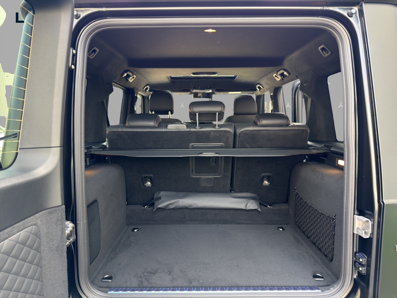 MERCEDES-BENZ G 63 AMG 9G-Tronic-image-14