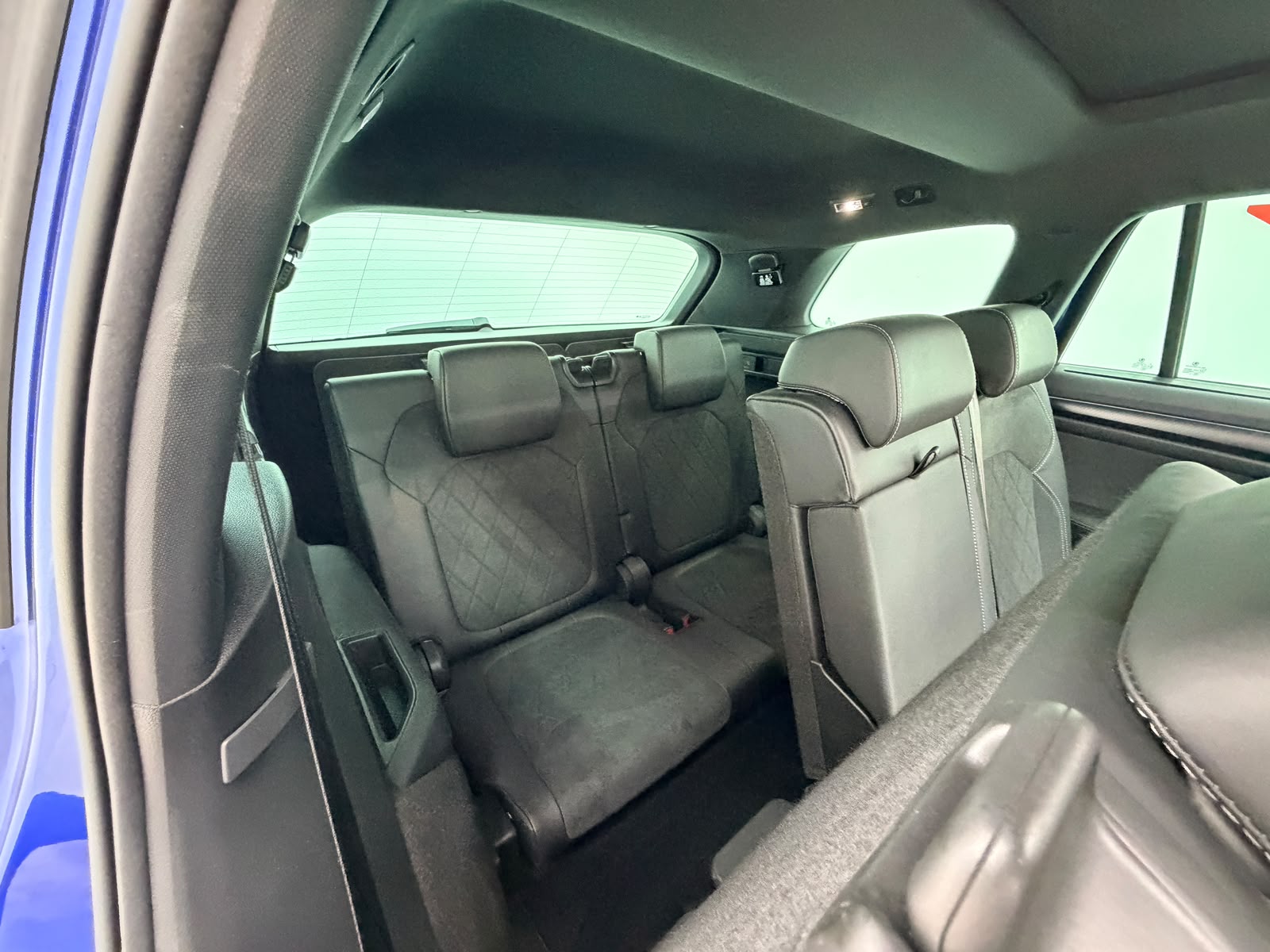 SKODA Kodiaq 2.0 TSI 4x4 SportLine | Vollaustattung | 7-Sitzer | Panorama | CH-Fahrzeug |-image-18