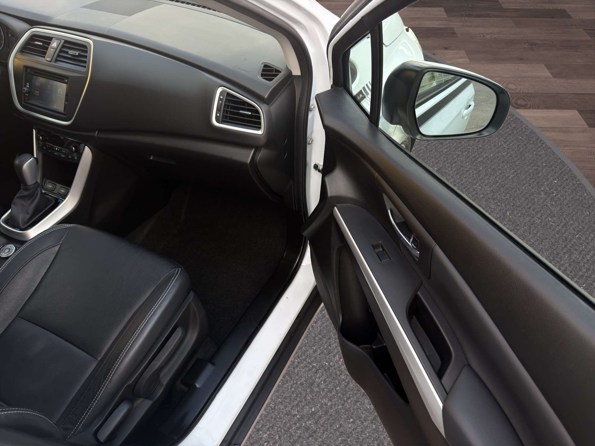 SUZUKI SX4 S-Cross 1.6 TD PizSulai 4WD TCSS-image-20
