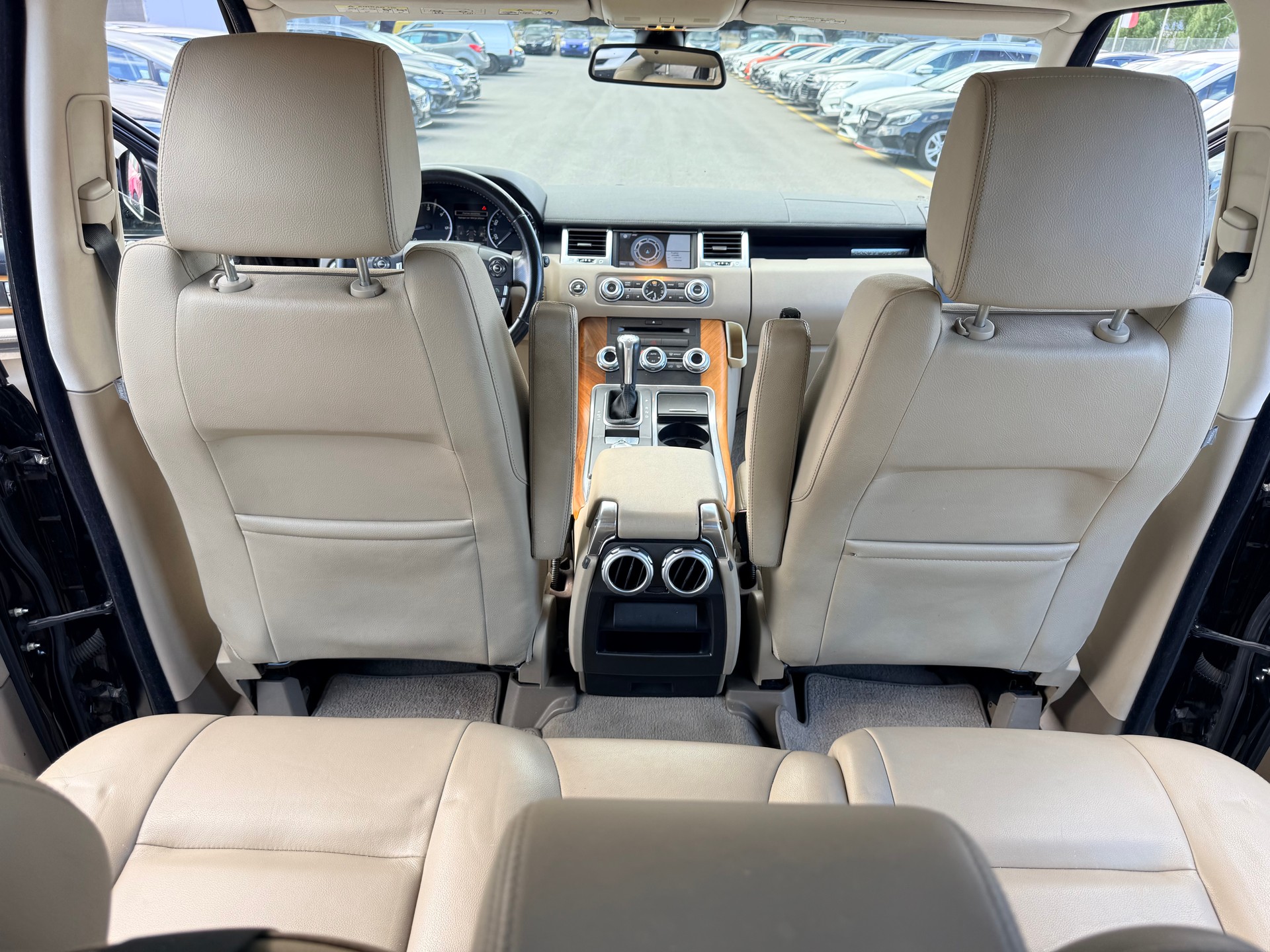 LAND ROVER Range Rover Sport 3.0 TDV6 HSE Automatic-image-13