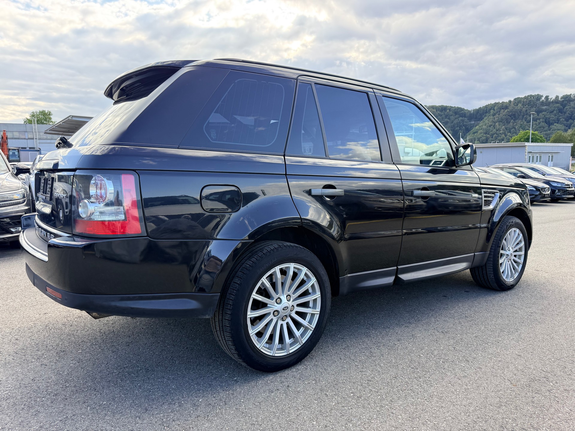 LAND ROVER Range Rover Sport 3.0 TDV6 HSE Automatic-image-6