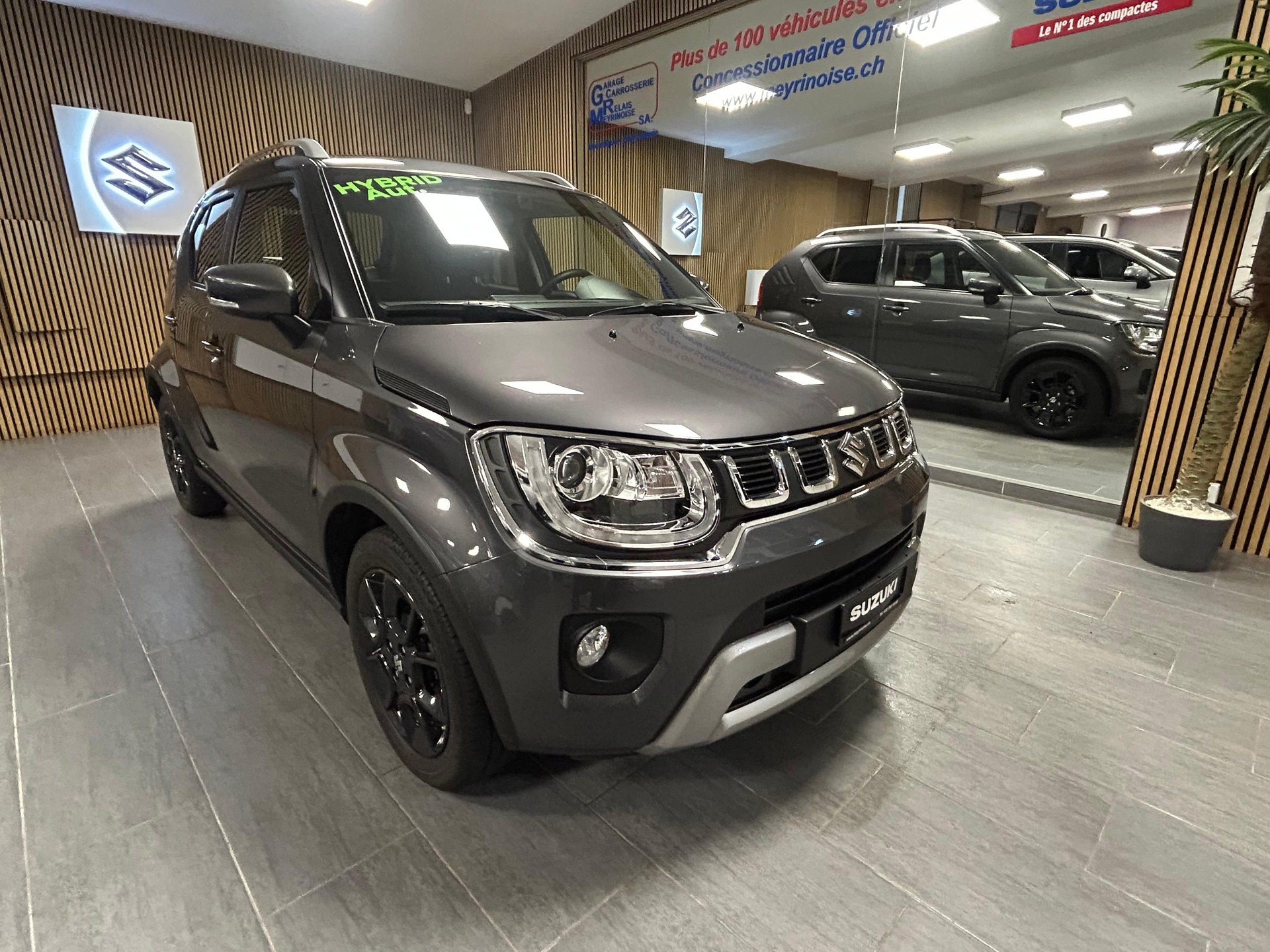 SUZUKI Ignis 1.2 Compact Top Hybrid-showroom-element-1