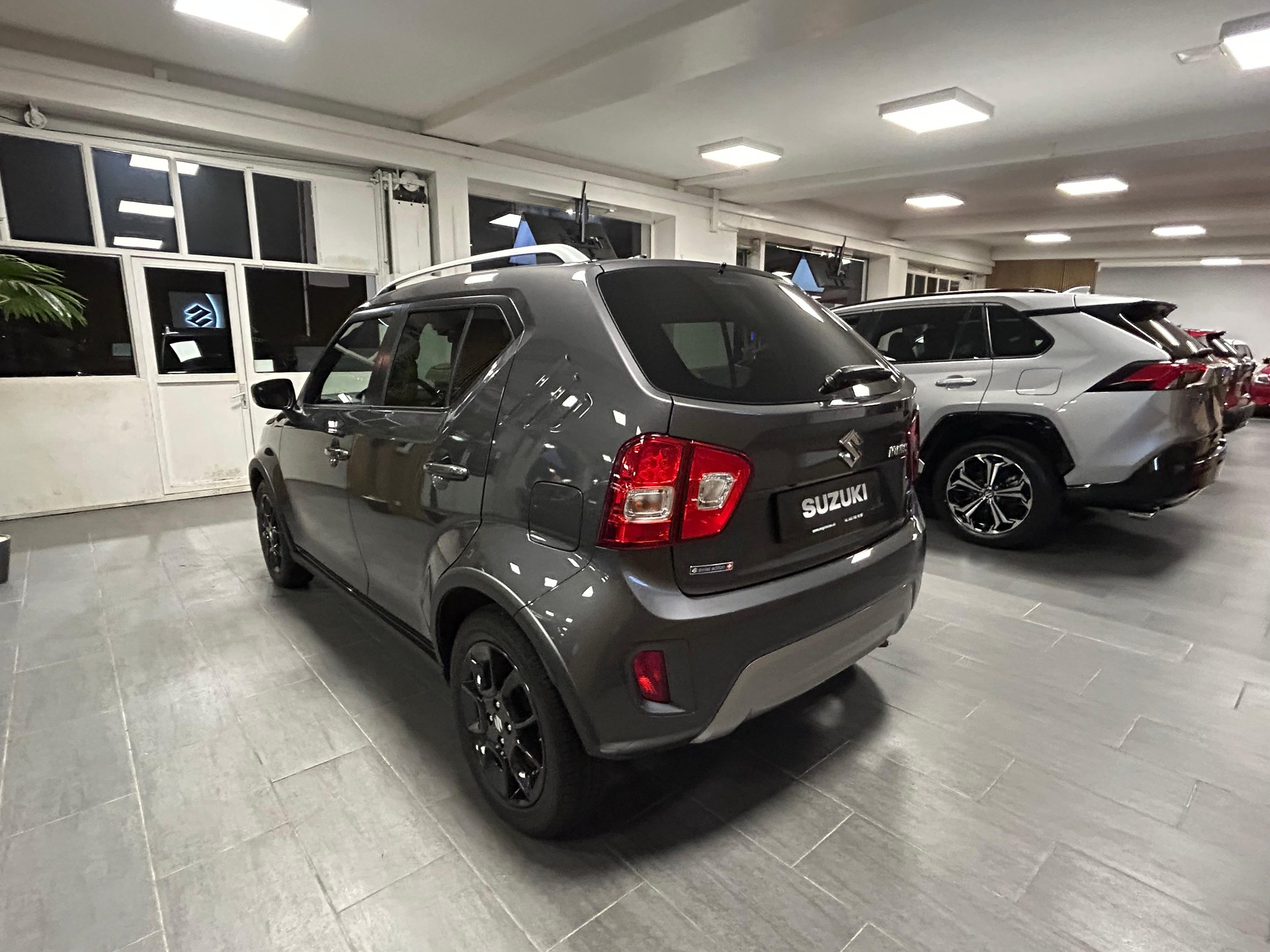 SUZUKI Ignis 1.2 Compact Top Hybrid-image-4