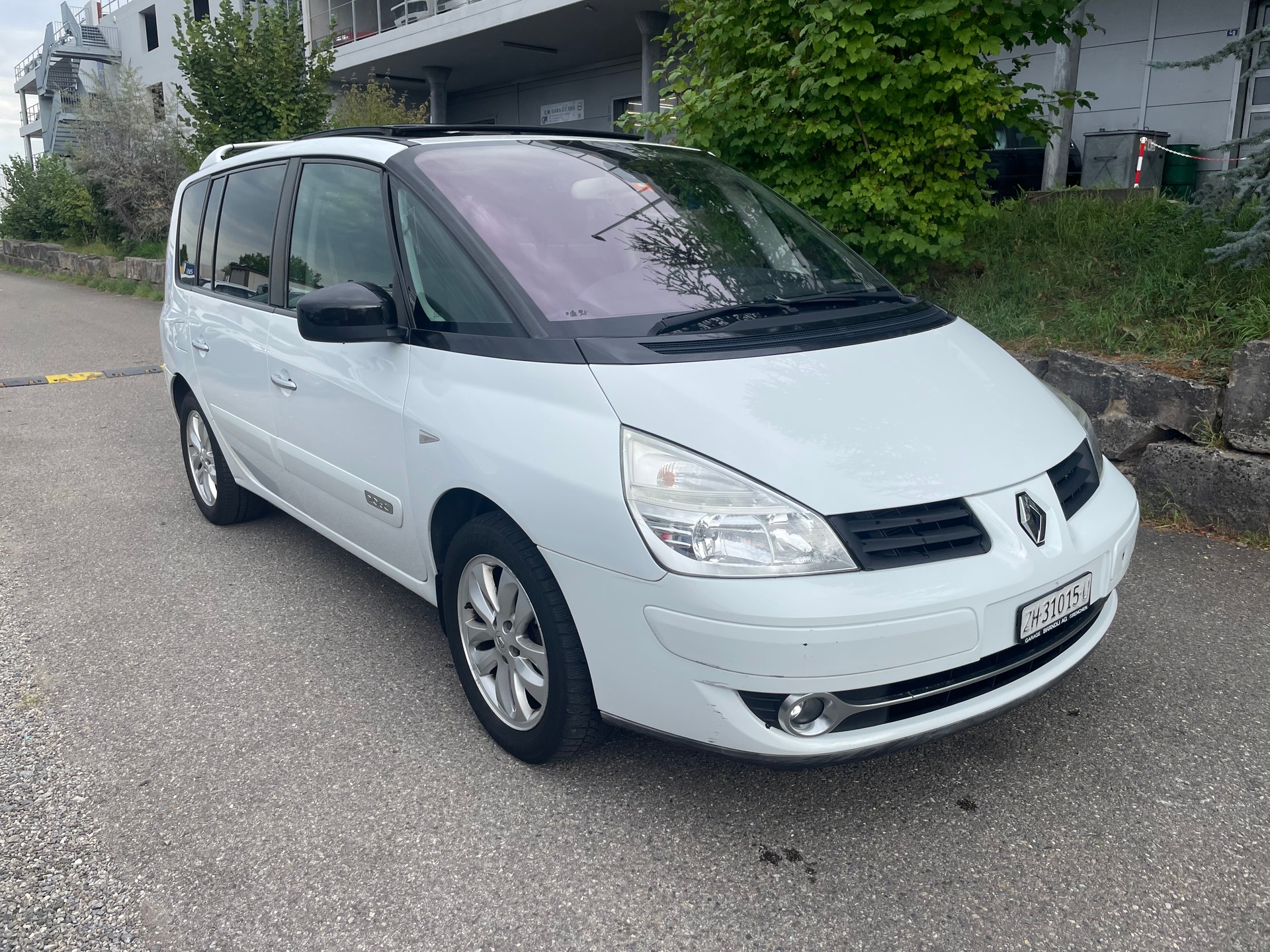 RENAULT Grand Espace 2.0 dCi Dynamique Automatic-image-2