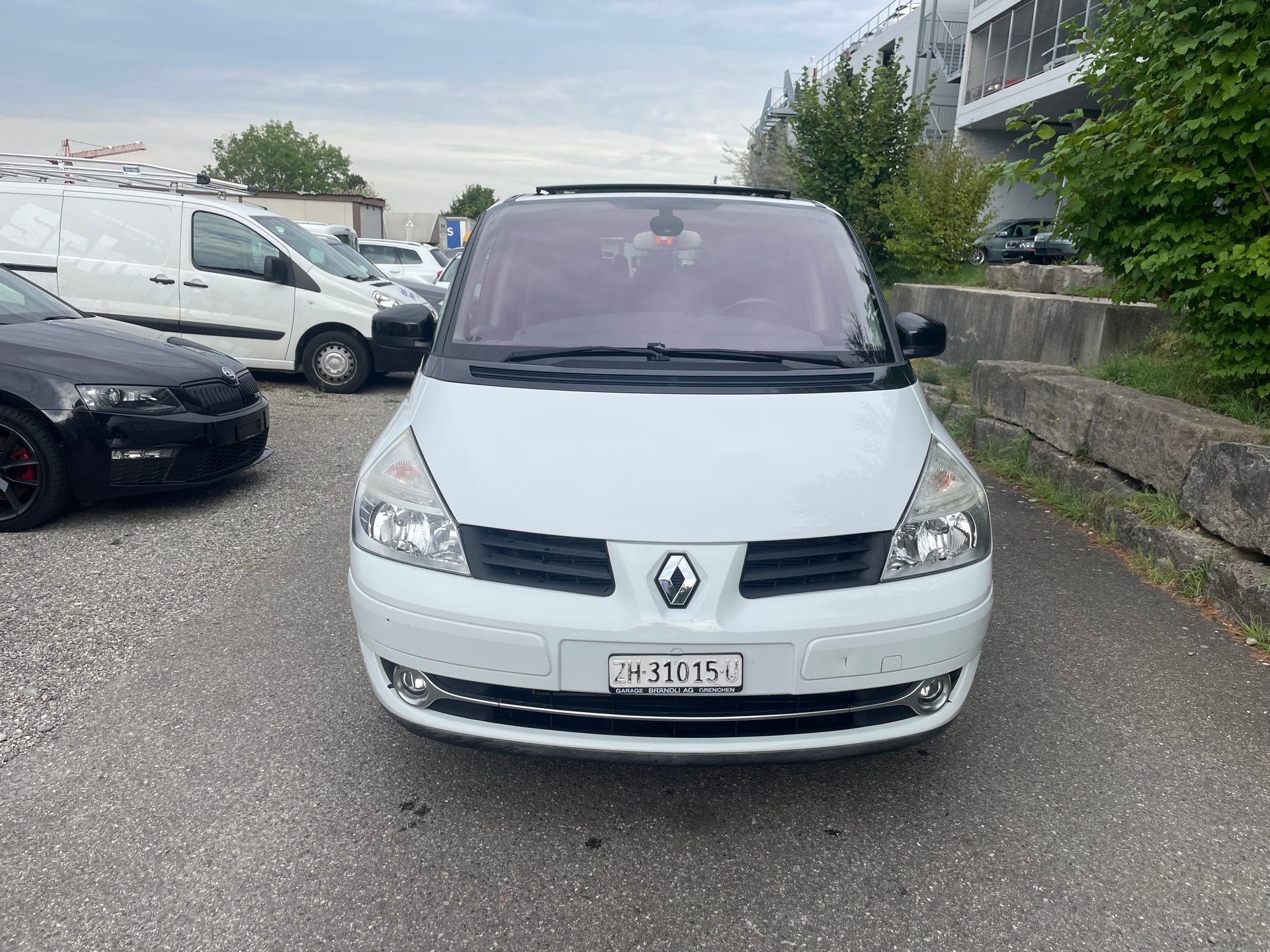 RENAULT Grand Espace 2.0 dCi Dynamique Automatic-image-1