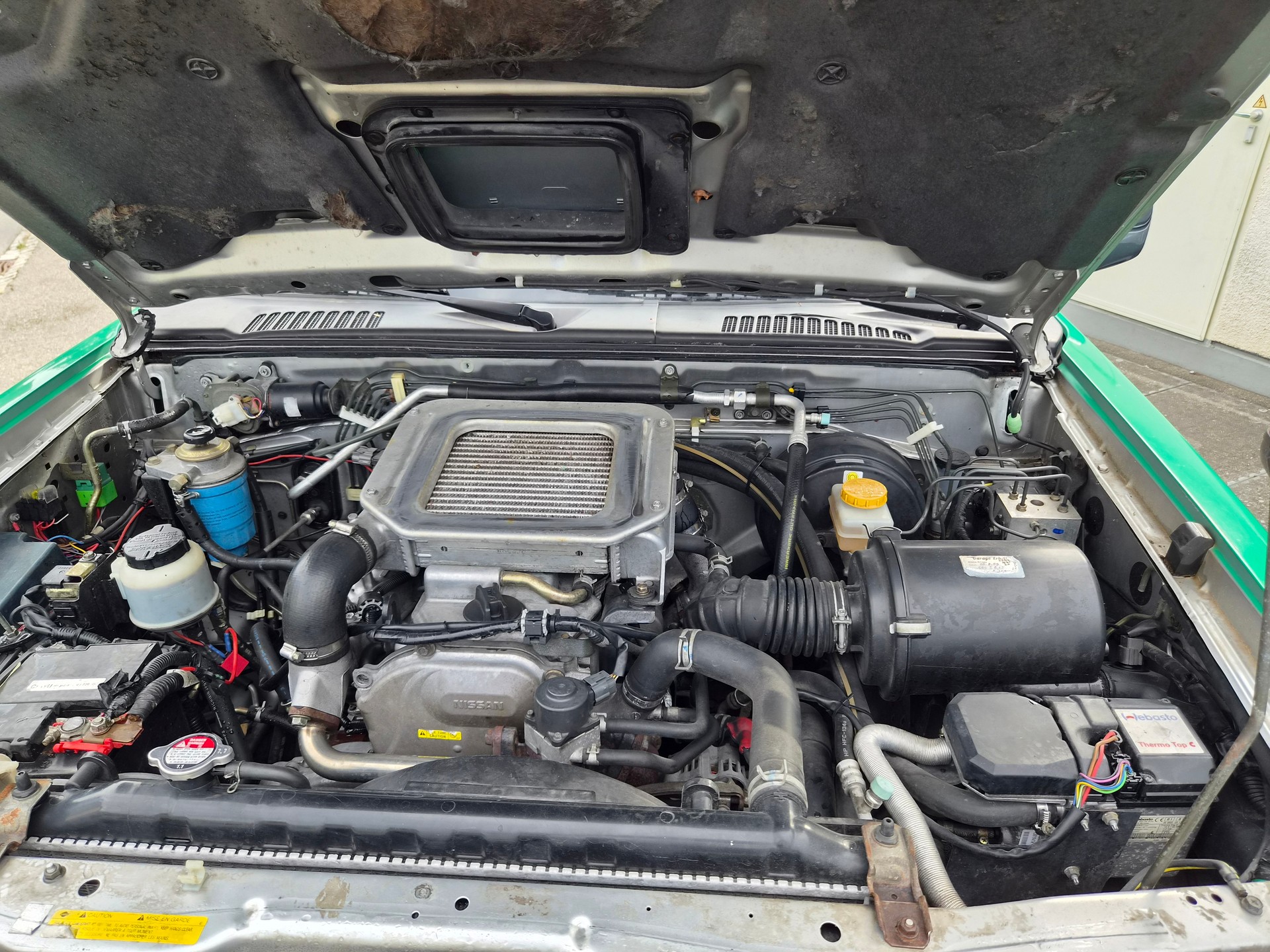 NISSAN King Cab 2.5 Di 4x4-image-13