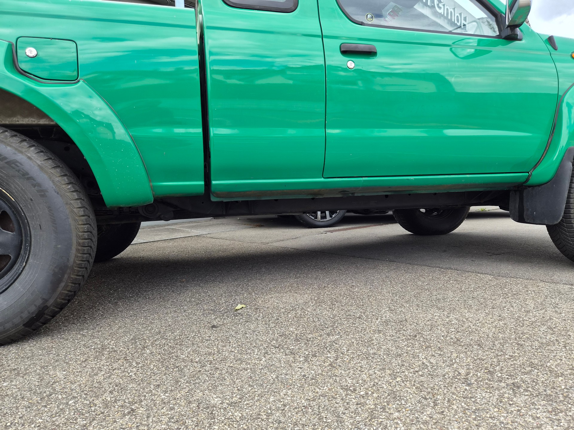NISSAN King Cab 2.5 Di 4x4-image-3