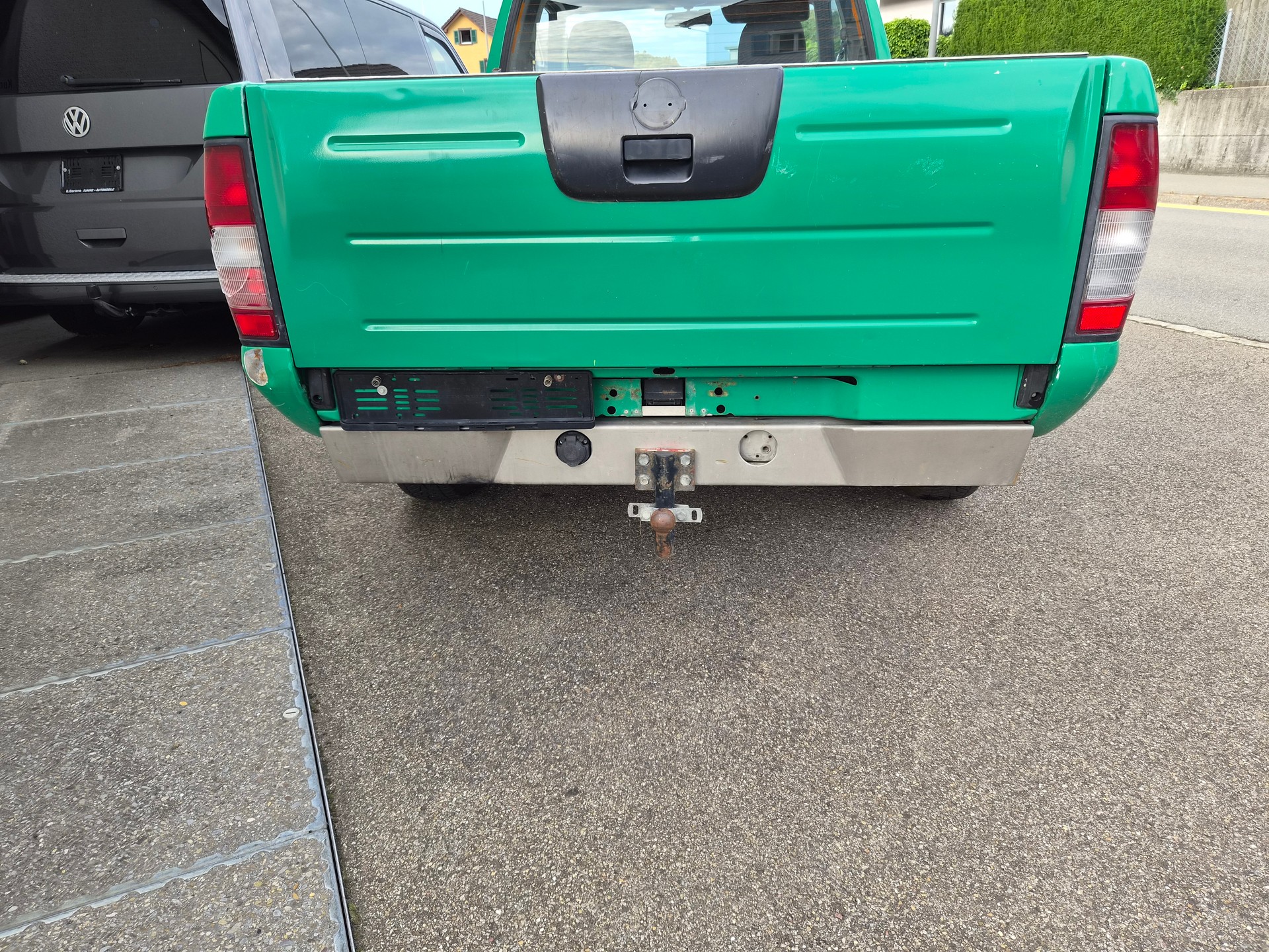 NISSAN King Cab 2.5 Di 4x4-image-5