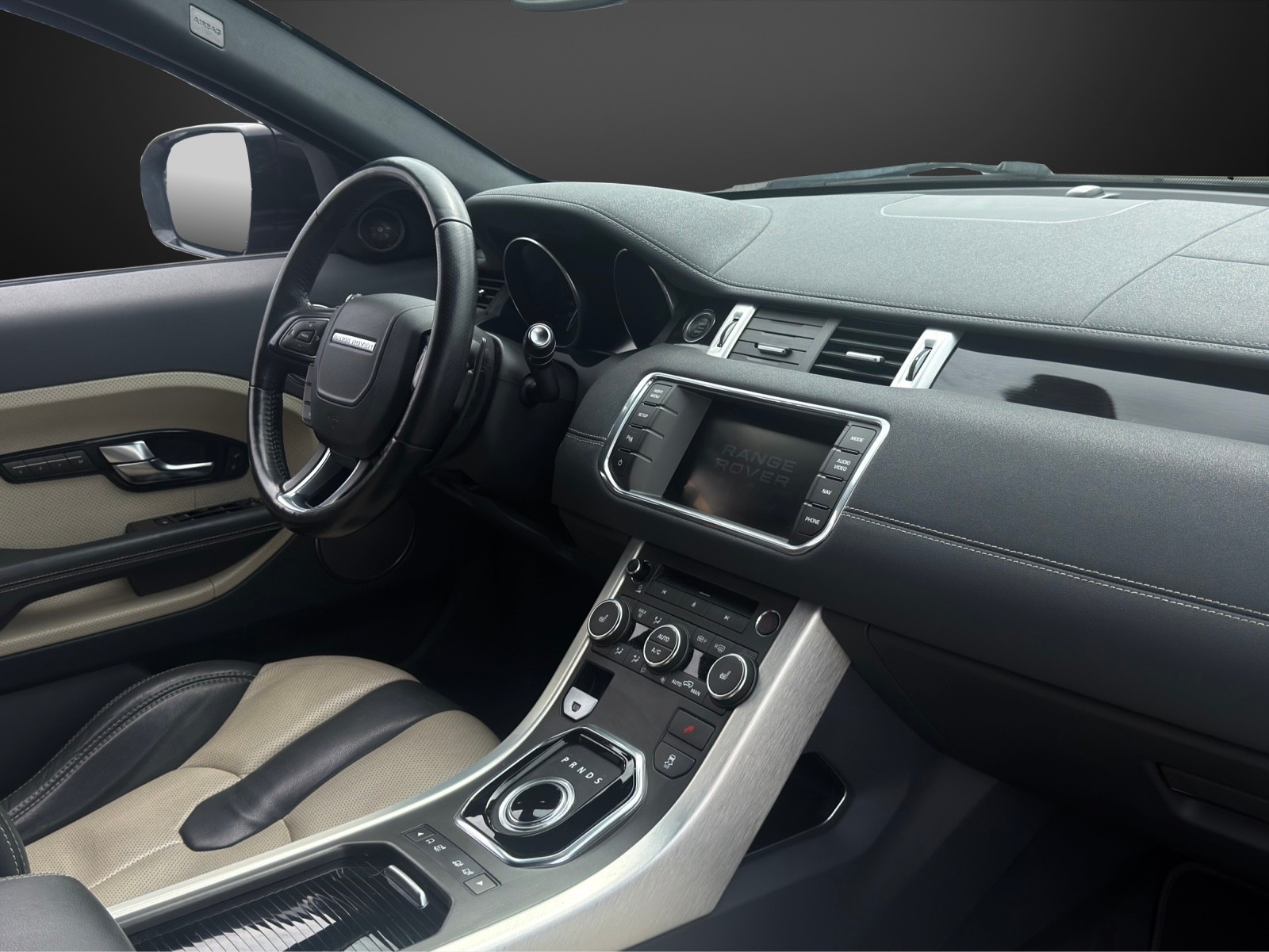LAND ROVER Range Rover Evoque 2.0 Si4 Dynamic AT6 mit 241 PS-image-9