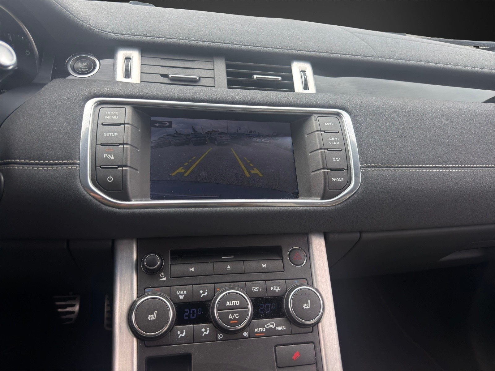 LAND ROVER Range Rover Evoque 2.0 Si4 Dynamic AT6 mit 241 PS-image-11