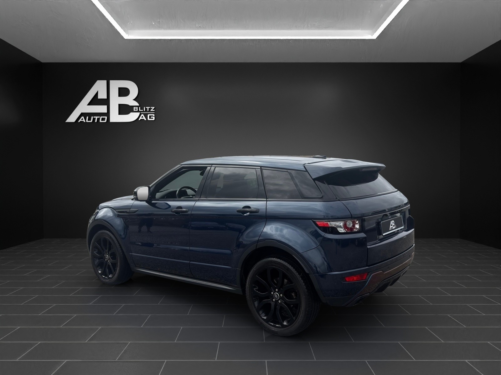 LAND ROVER Range Rover Evoque 2.0 Si4 Dynamic AT6 mit 241 PS-image-2