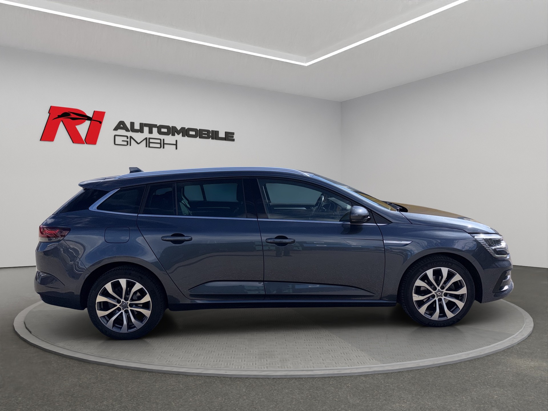 RENAULT Mégane Grandtour 1.3 16V Turbo Techno EDC-image-7