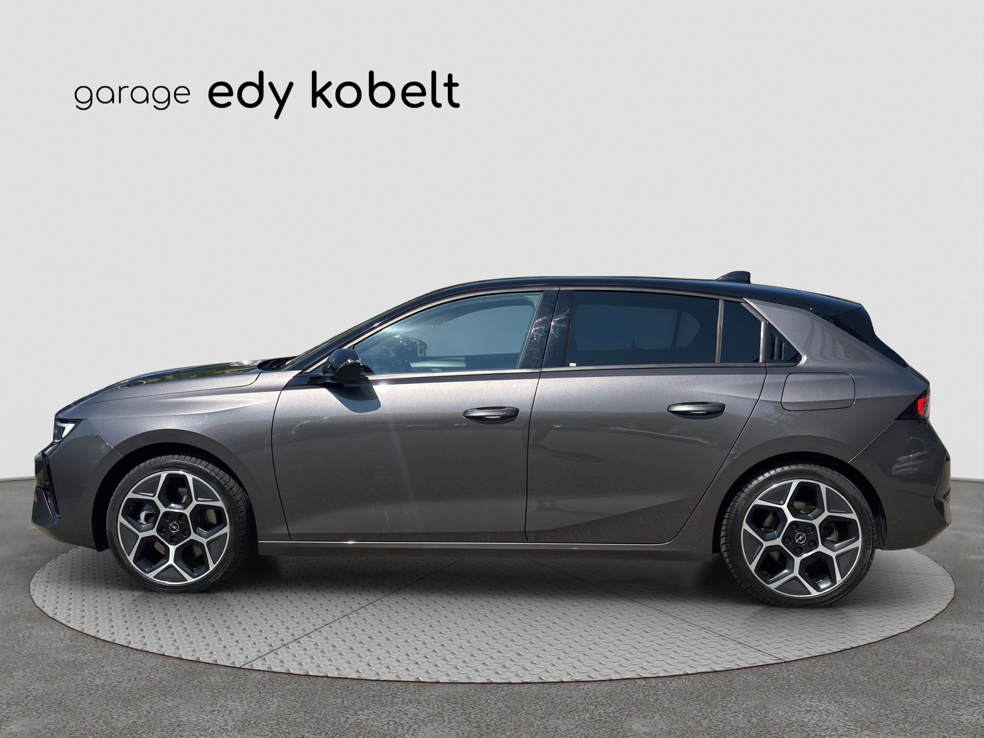 OPEL Astra 1.6 PHEV Turbo Swiss Plus A-image-1