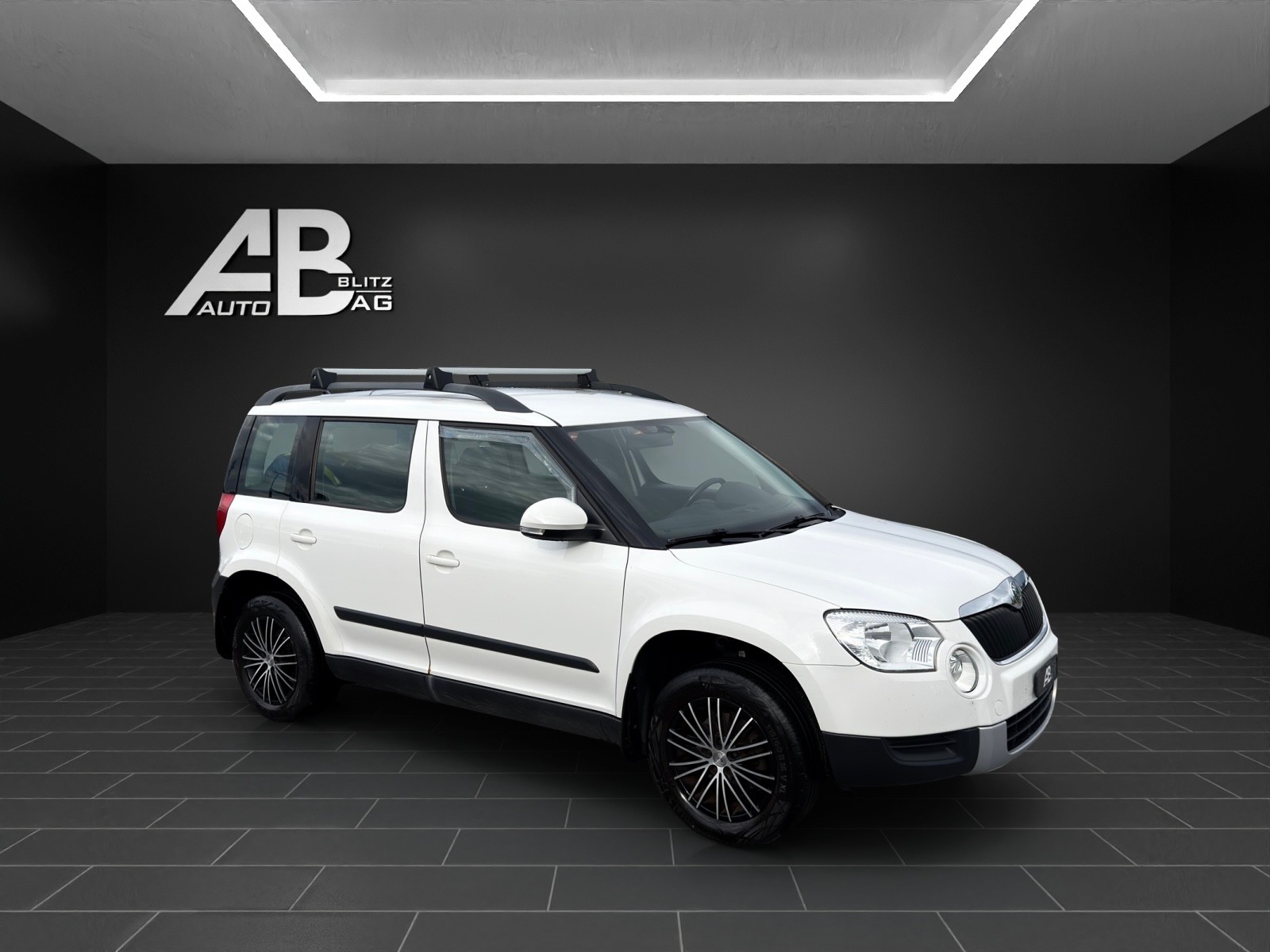 SKODA Yeti 2.0 TDI Active 4x4 DSG-image-5