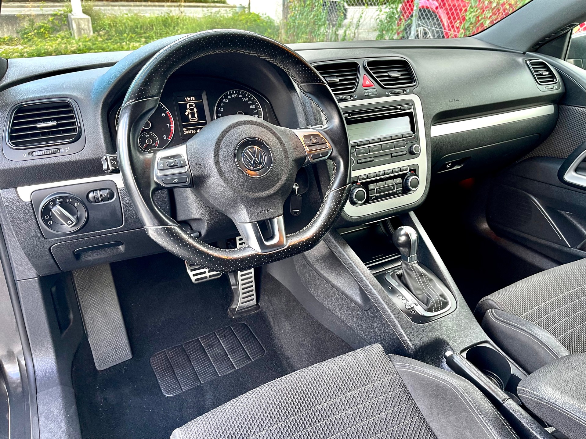 VW Scirocco 1.4 TSI DSG-image-16