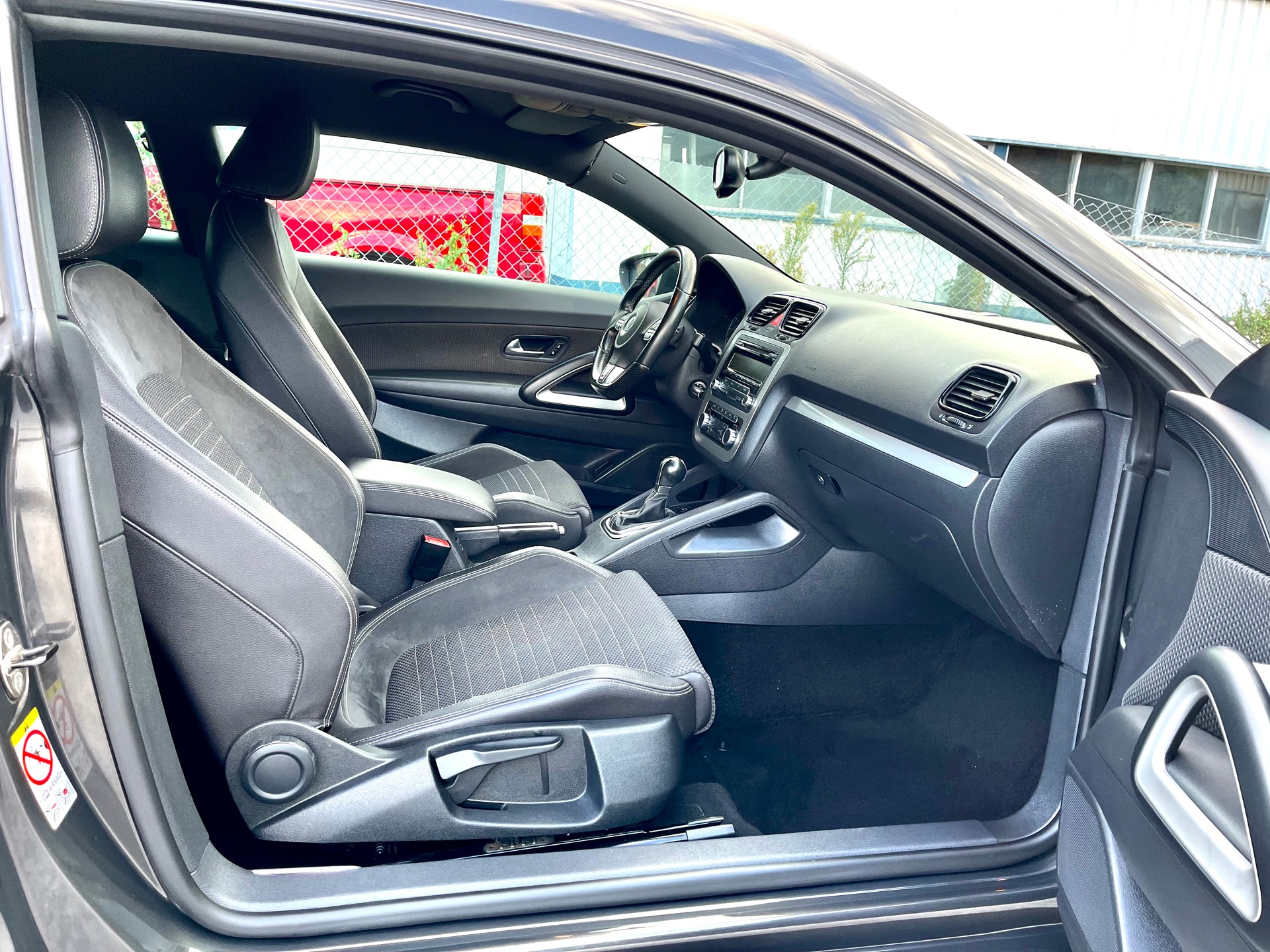 VW Scirocco 1.4 TSI DSG-image-18