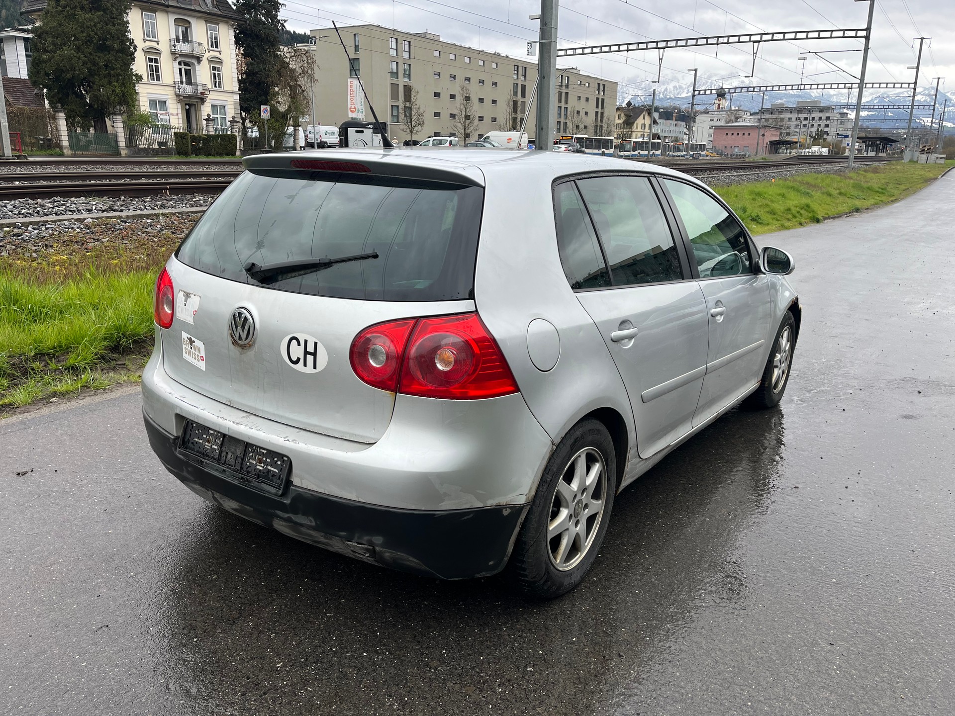 VW Golf 2.0 TDI GT Sport 4Motion-image-3