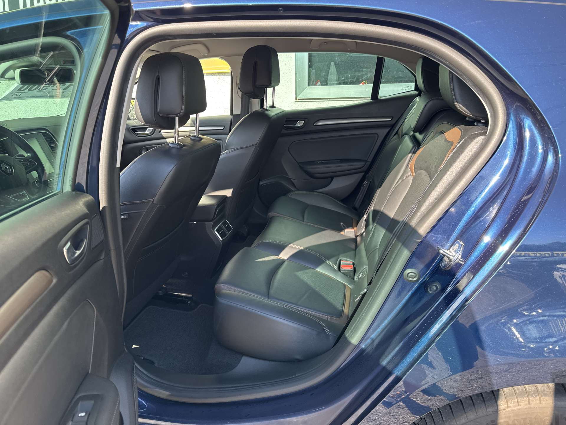 RENAULT Mégane 1.2 16V Turbo 90th Anniversary EDC-Automat-image-7