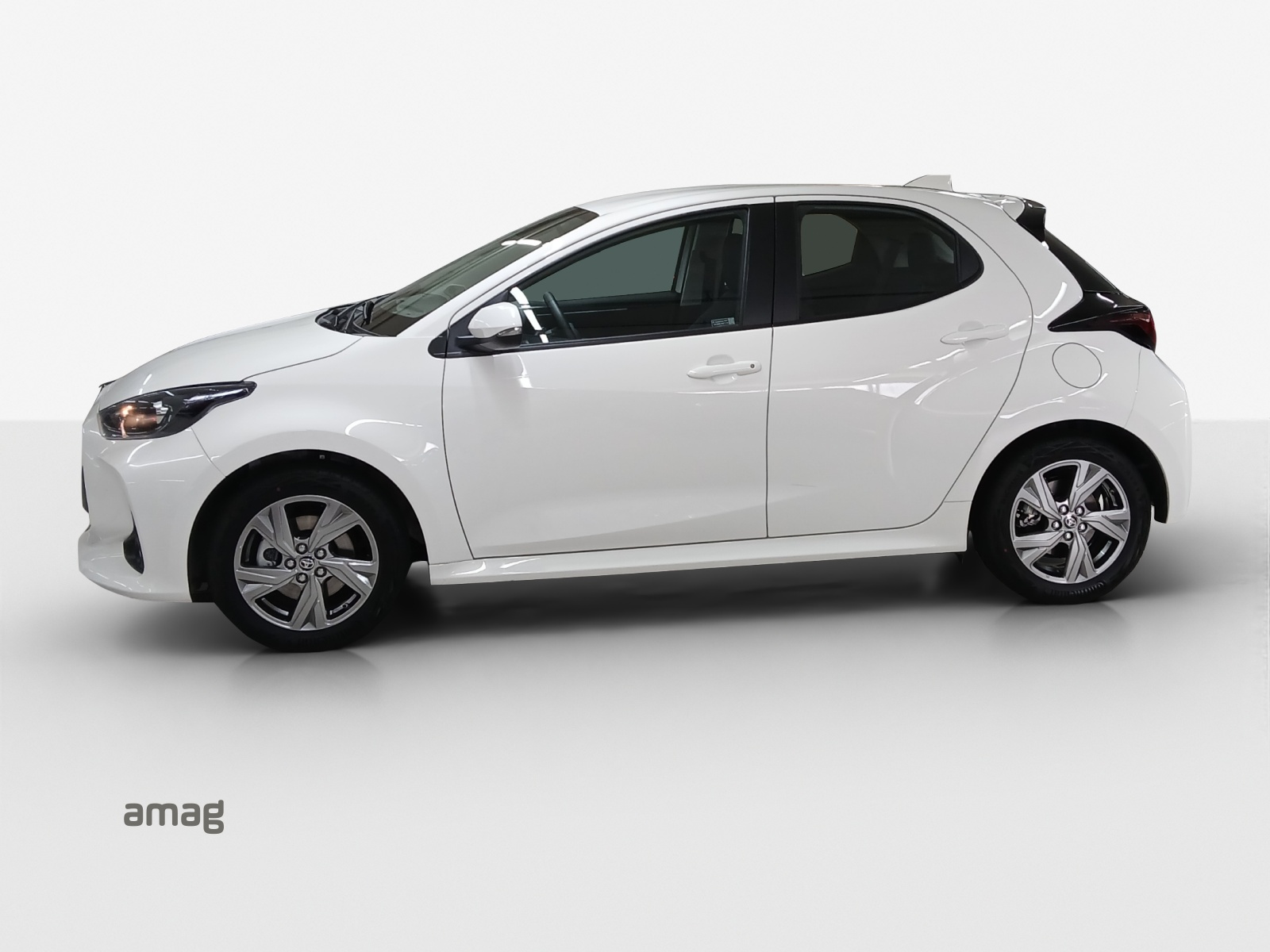 TOYOTA Yaris 1.5 Trend e-CVT-image-1