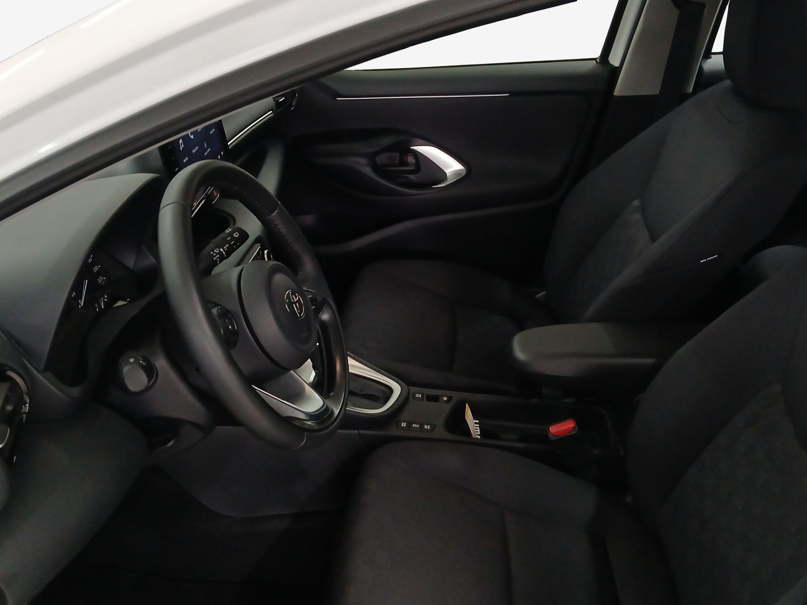 TOYOTA Yaris 1.5 Trend e-CVT-image-7