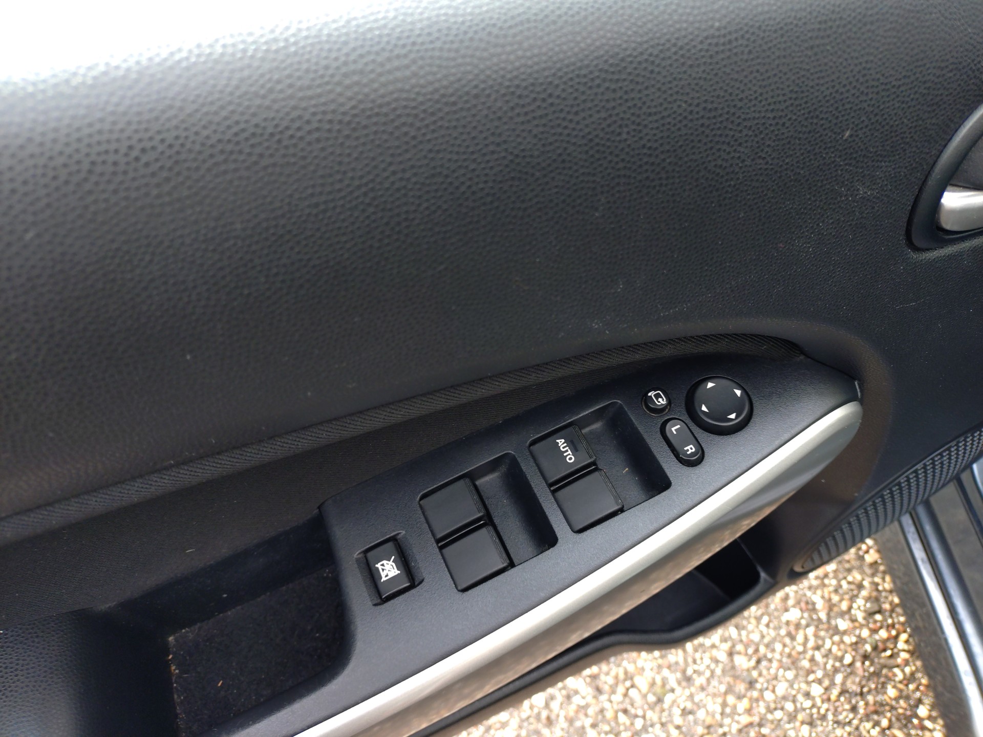 MAZDA 2 1.5i 16V Sport-image-13