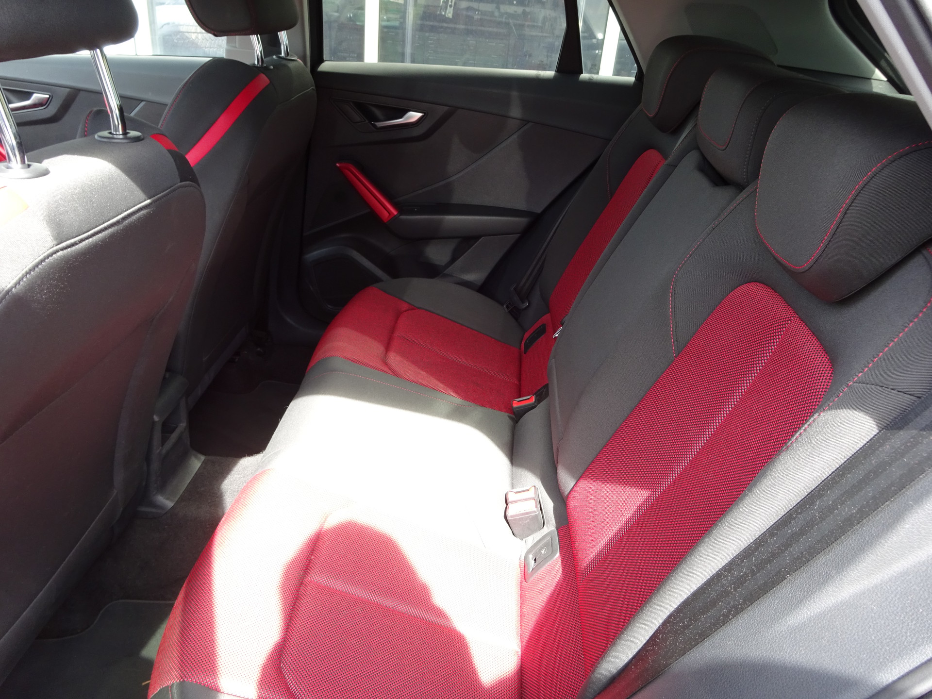 AUDI Q2 2.0 TDI sport quattro S-tronic-image-10